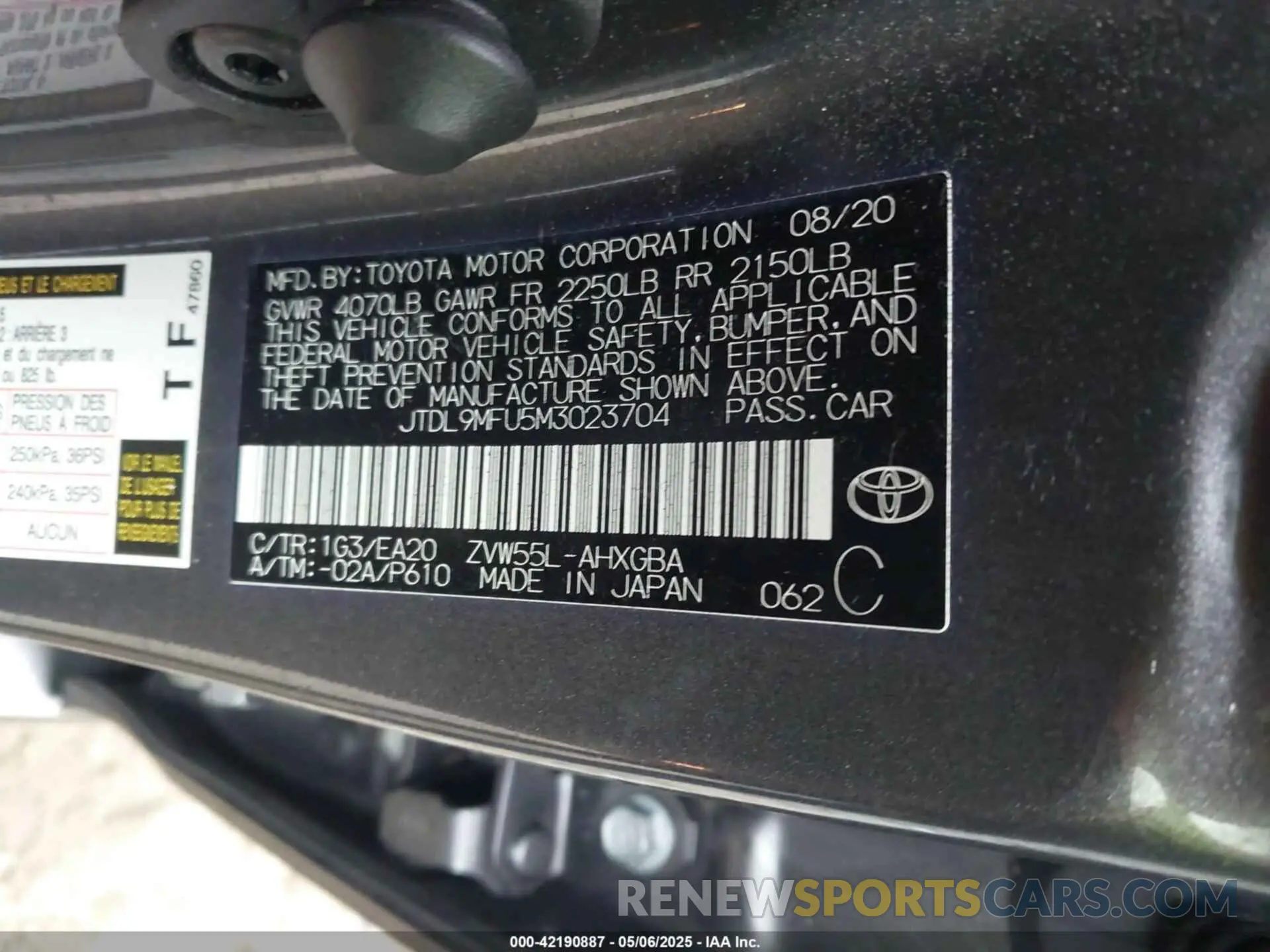 9 Photograph of a damaged car JTDL9MFU5M3023704 TOYOTA PRIUS 2021