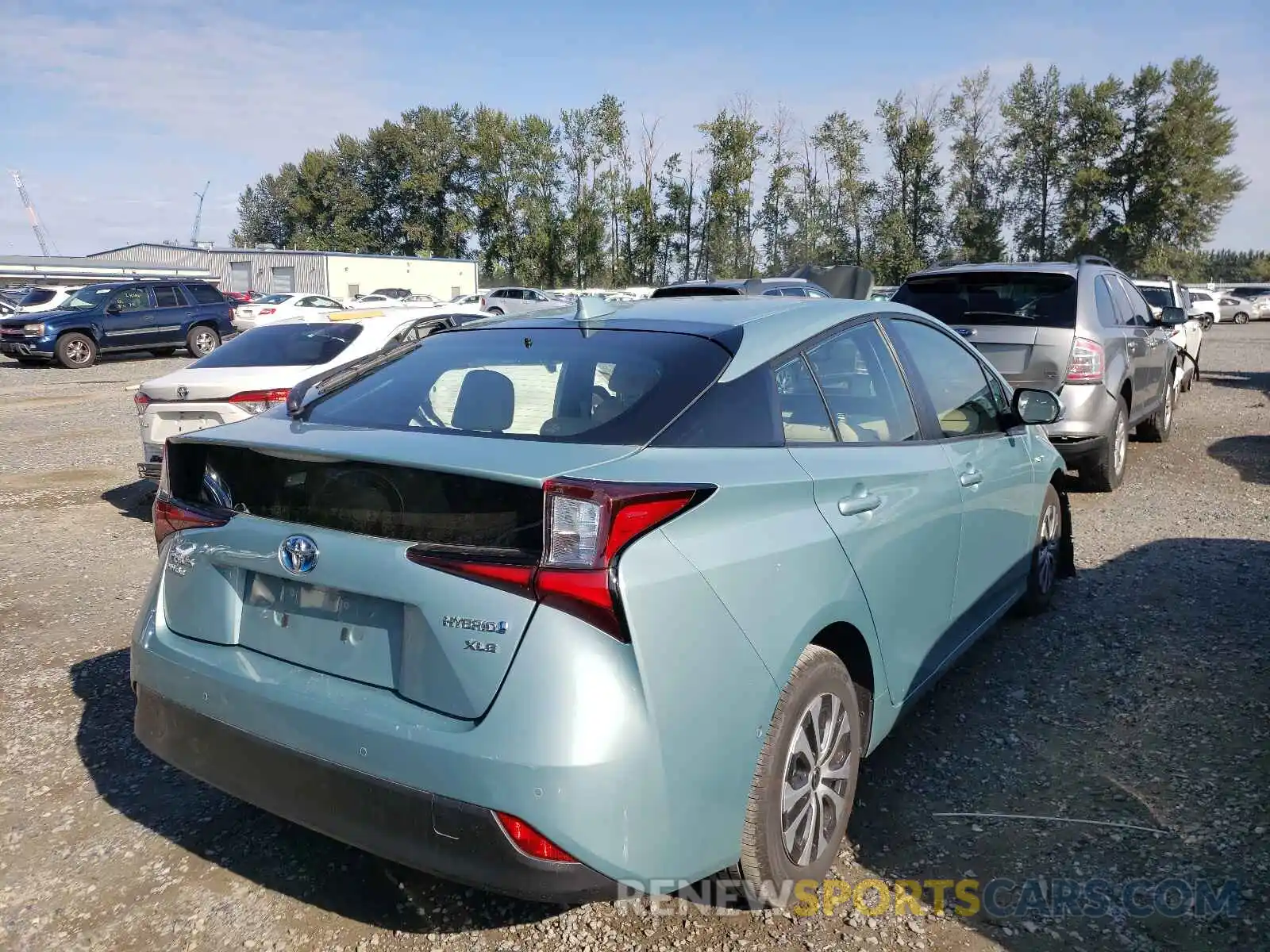 4 Photograph of a damaged car JTDL9MFU6M3024912 TOYOTA PRIUS 2021