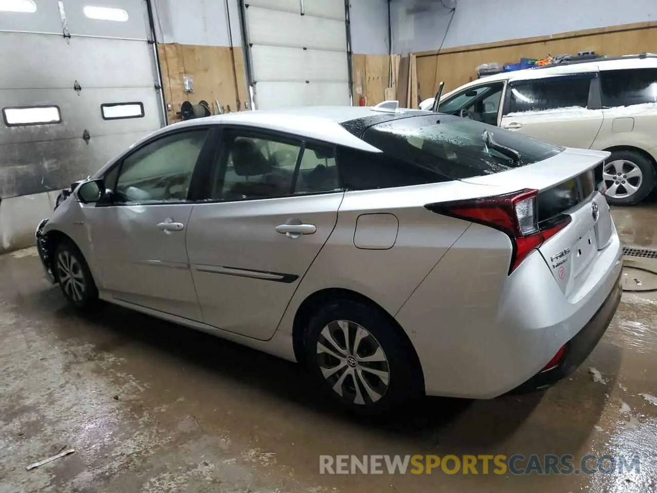 2 Photograph of a damaged car JTDL9MFU7M3030167 TOYOTA PRIUS 2021