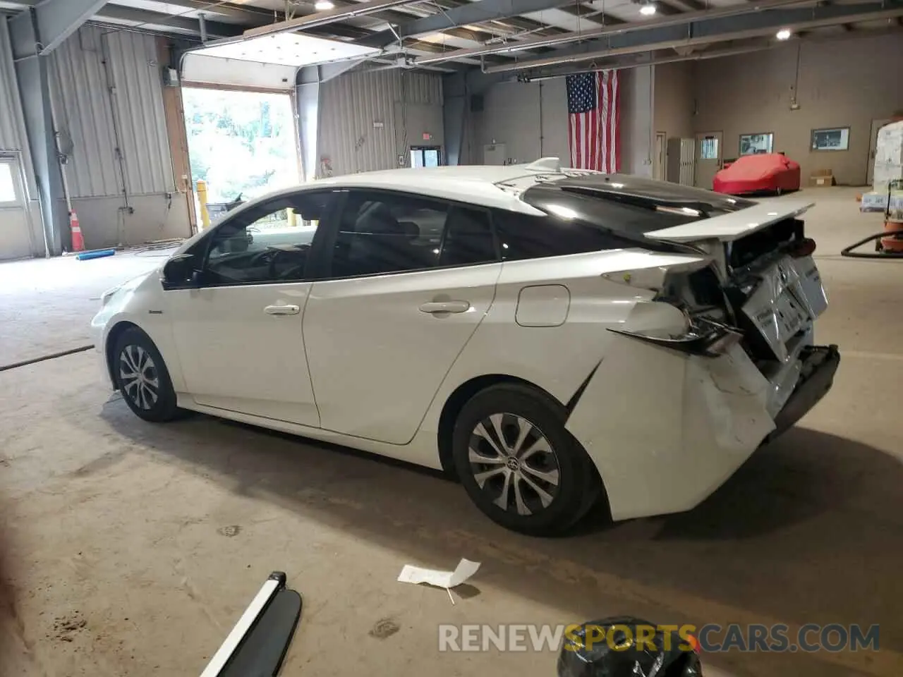 2 Photograph of a damaged car JTDL9MFU8M3025429 TOYOTA PRIUS 2021