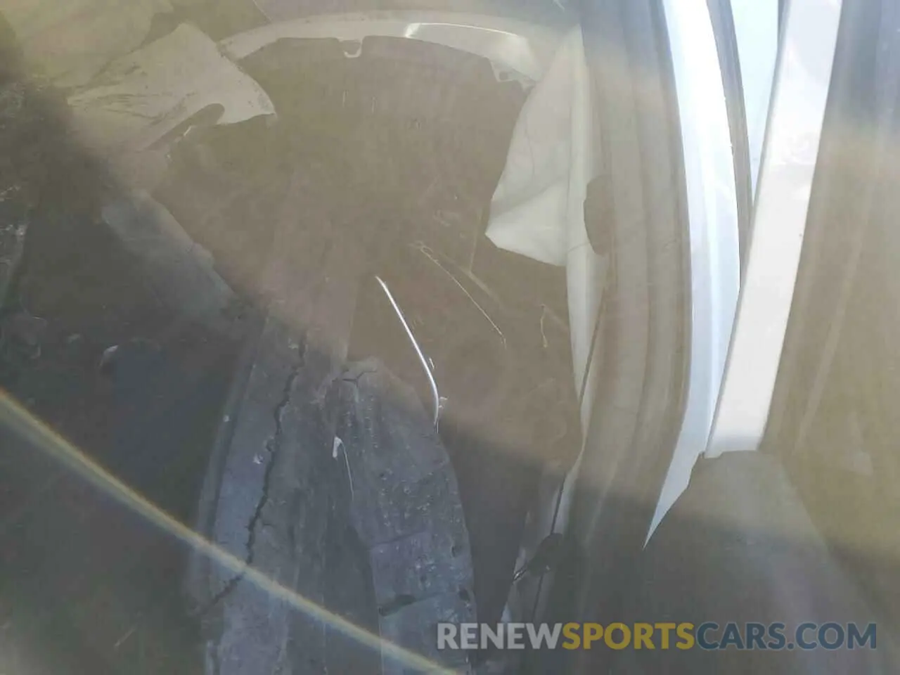 10 Photograph of a damaged car JTDL9MFU9M3022975 TOYOTA PRIUS 2021