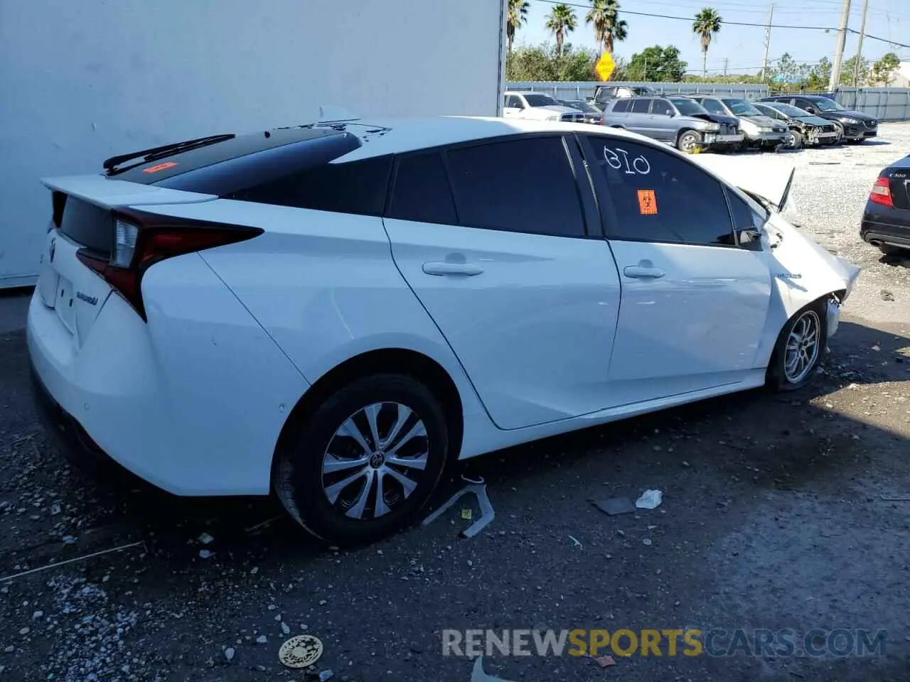 3 Photograph of a damaged car JTDL9MFU9M3022975 TOYOTA PRIUS 2021