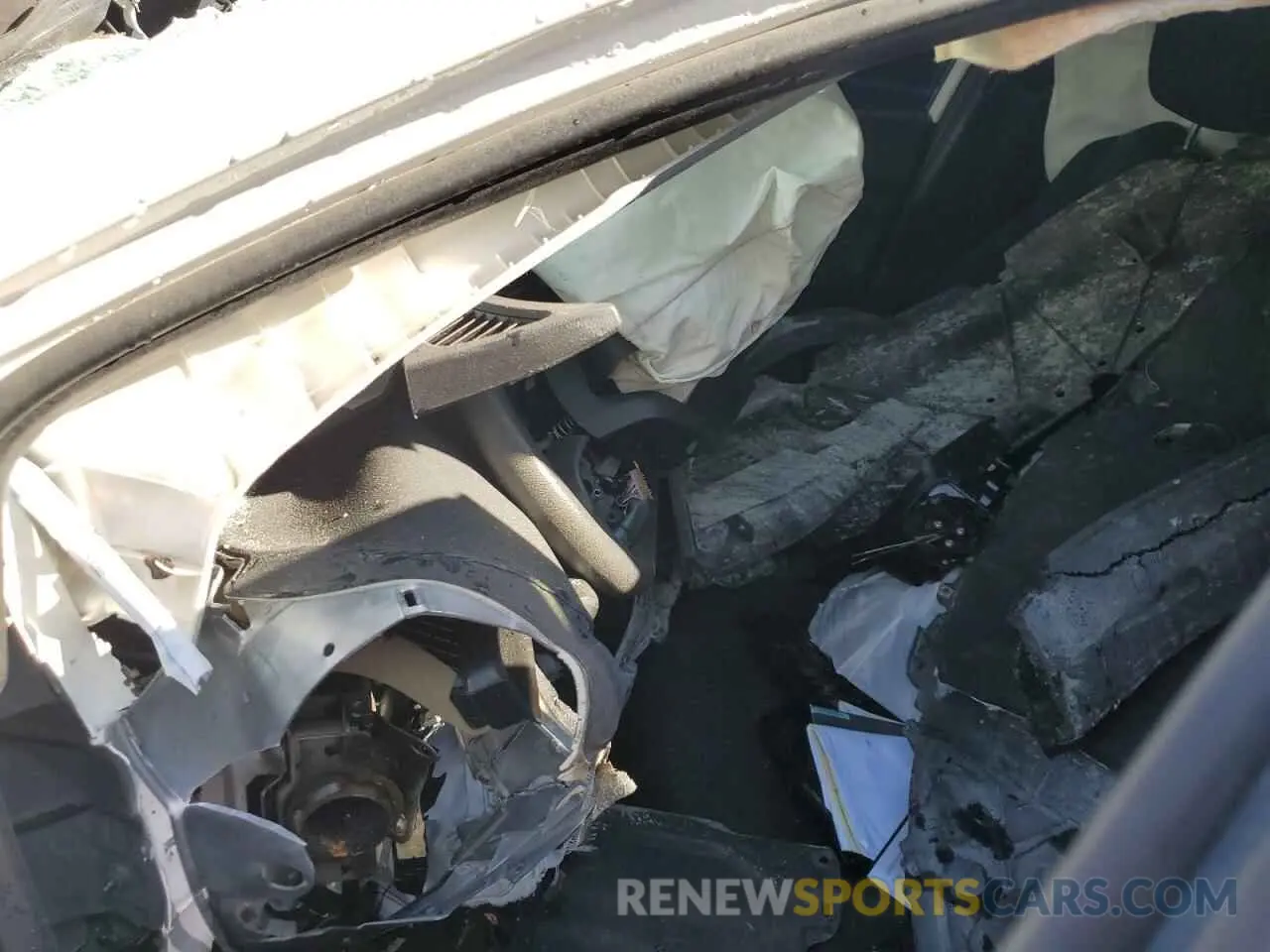7 Photograph of a damaged car JTDL9MFU9M3022975 TOYOTA PRIUS 2021