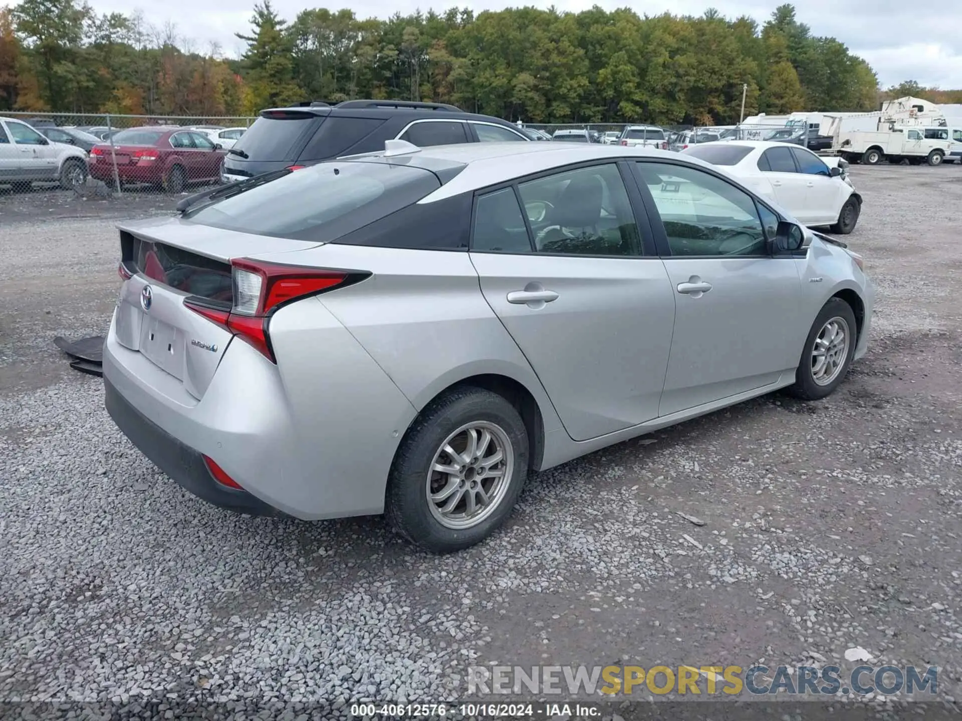 4 Photograph of a damaged car JTDL9MFU9M3023981 TOYOTA PRIUS 2021