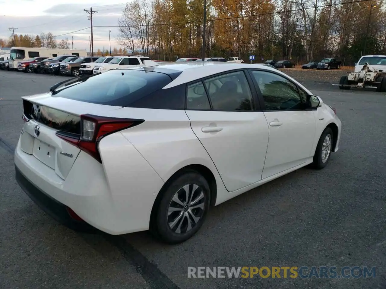 3 Photograph of a damaged car JTDL9MFU9M3030865 TOYOTA PRIUS 2021