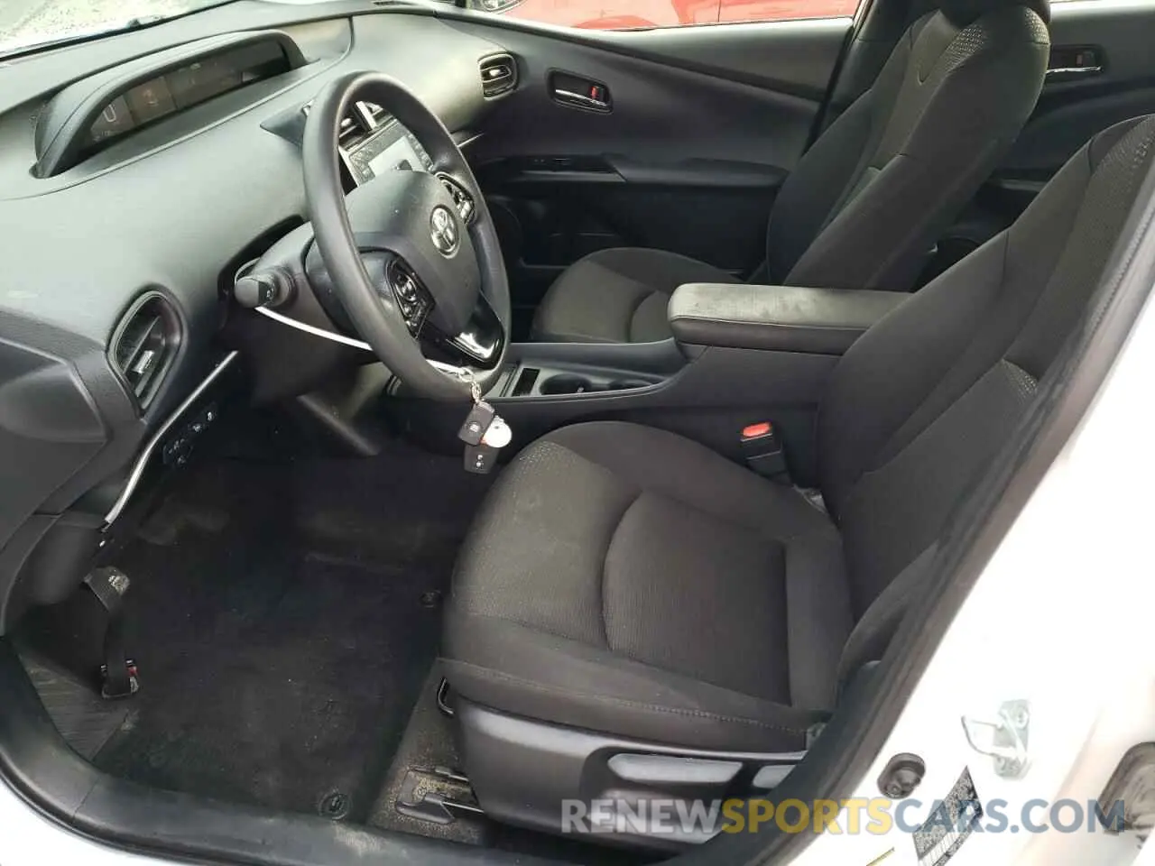7 Photograph of a damaged car JTDL9MFU9M3030865 TOYOTA PRIUS 2021