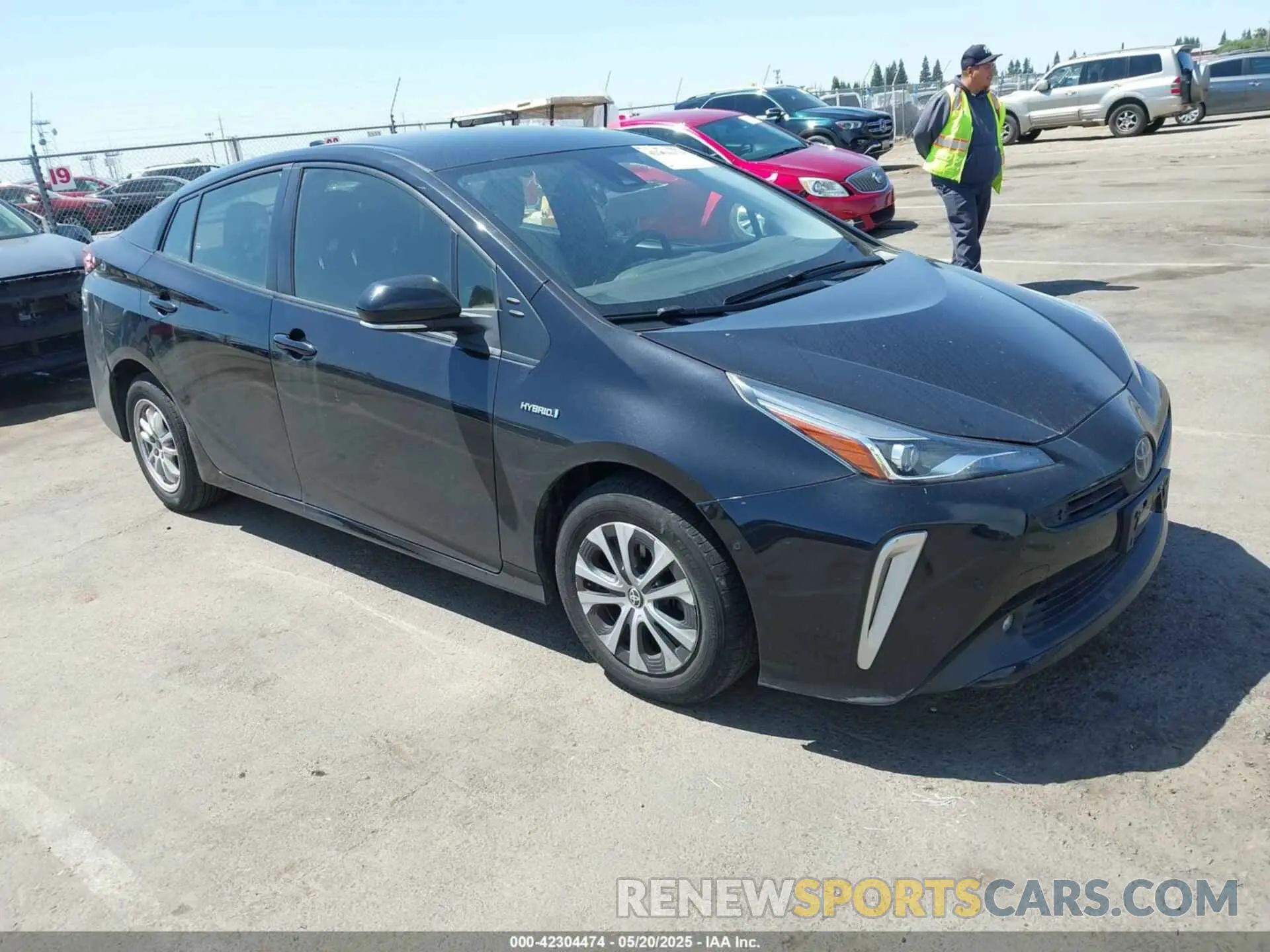 1 Photograph of a damaged car JTDL9MFUXM3024282 TOYOTA PRIUS 2021
