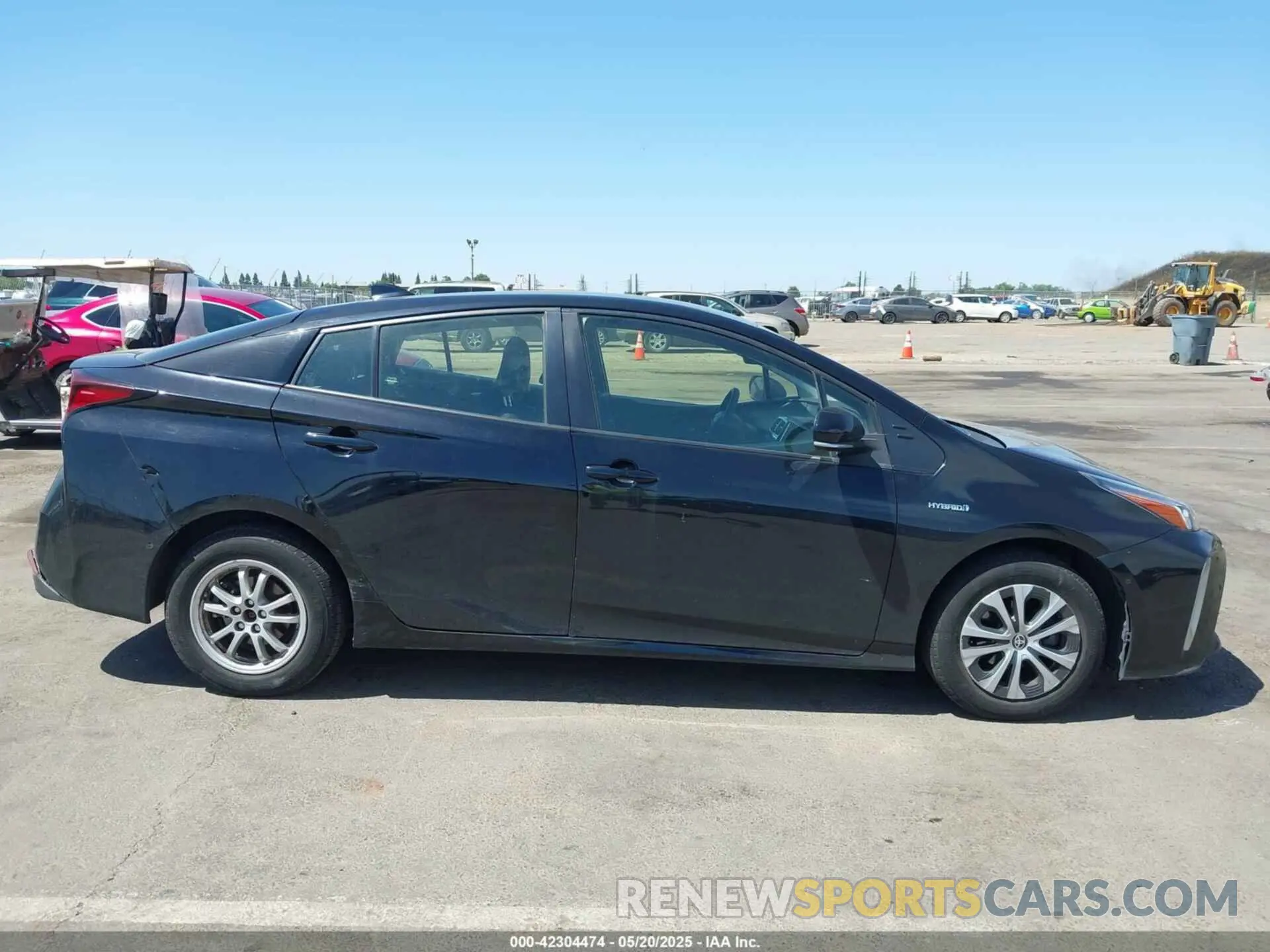 13 Photograph of a damaged car JTDL9MFUXM3024282 TOYOTA PRIUS 2021