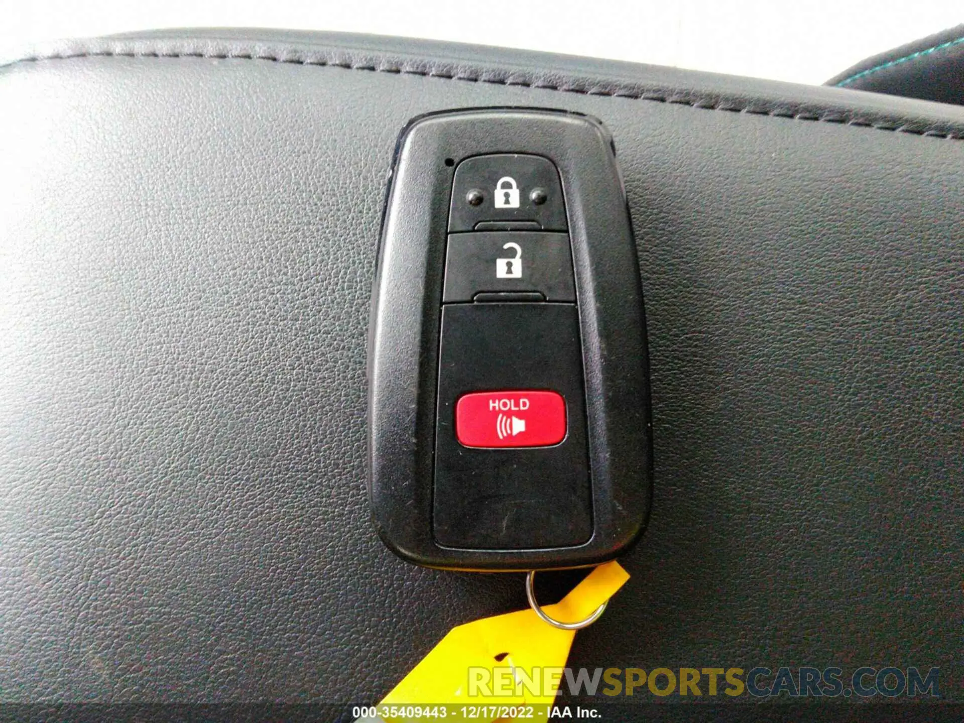 11 Photograph of a damaged car JTDL9MFUXM3024525 TOYOTA PRIUS 2021
