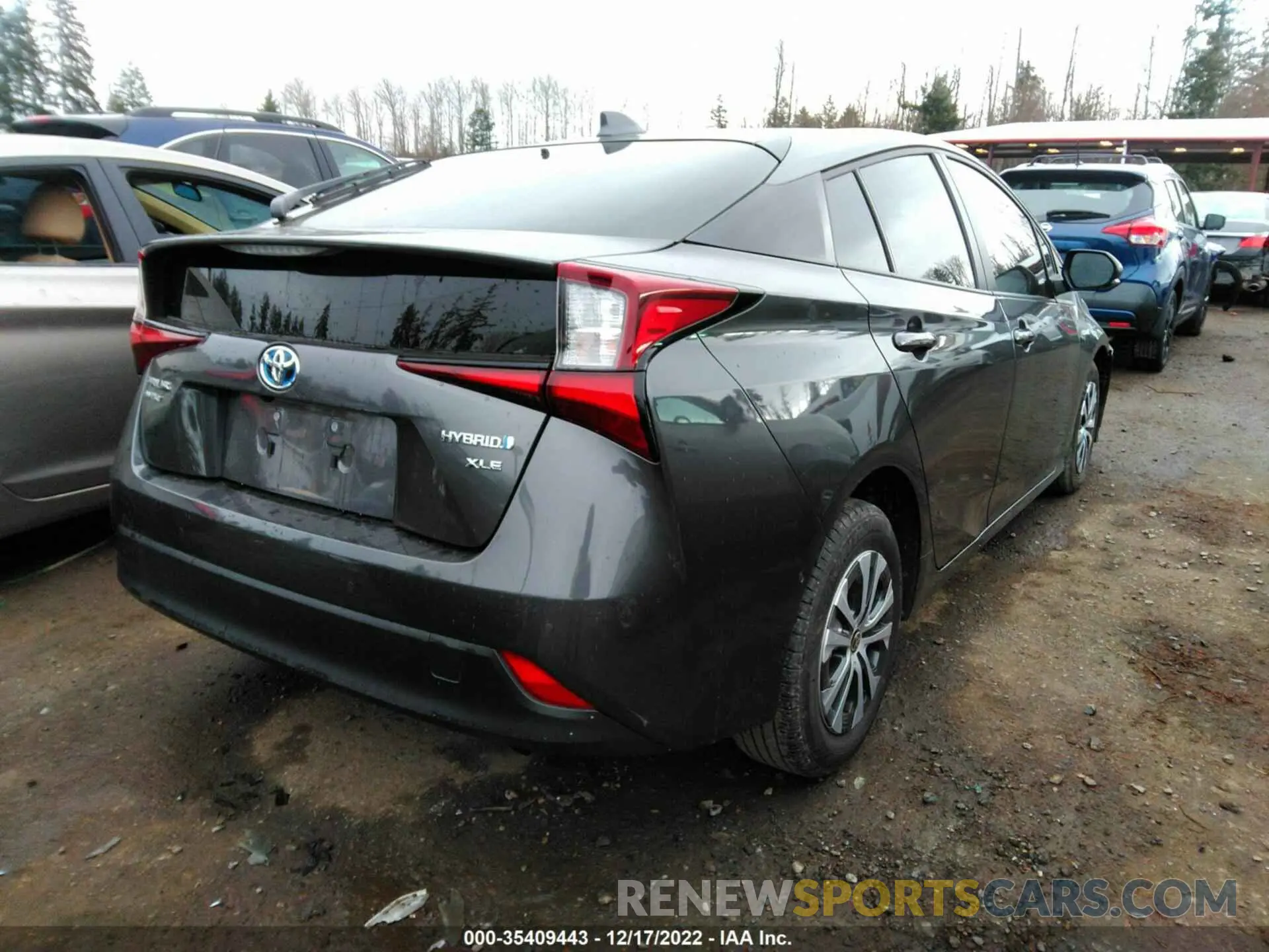4 Photograph of a damaged car JTDL9MFUXM3024525 TOYOTA PRIUS 2021