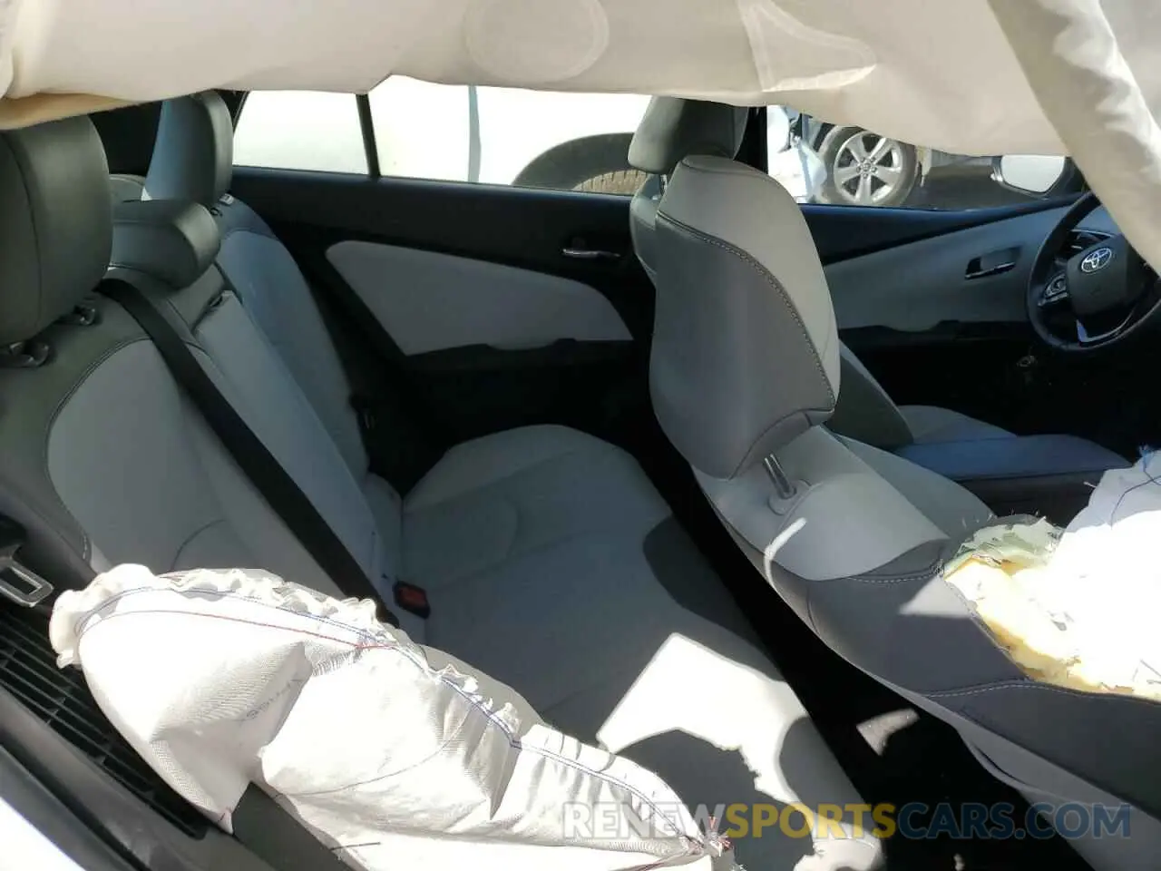 10 Photograph of a damaged car JTDKAMFP4N3201486 TOYOTA PRIUS 2022