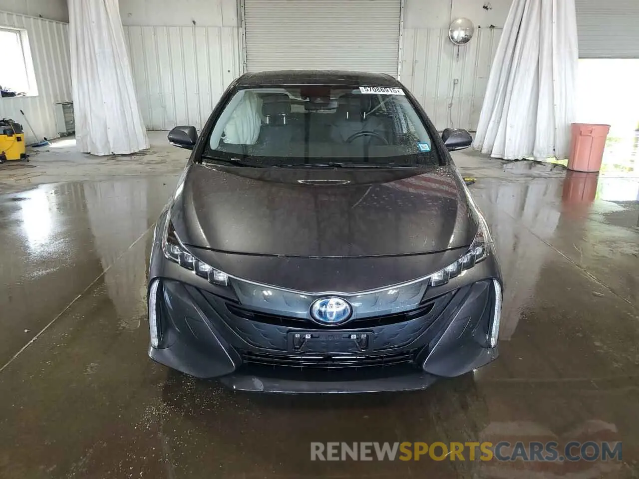 5 Photograph of a damaged car JTDKAMFP5N3199392 TOYOTA PRIUS 2022