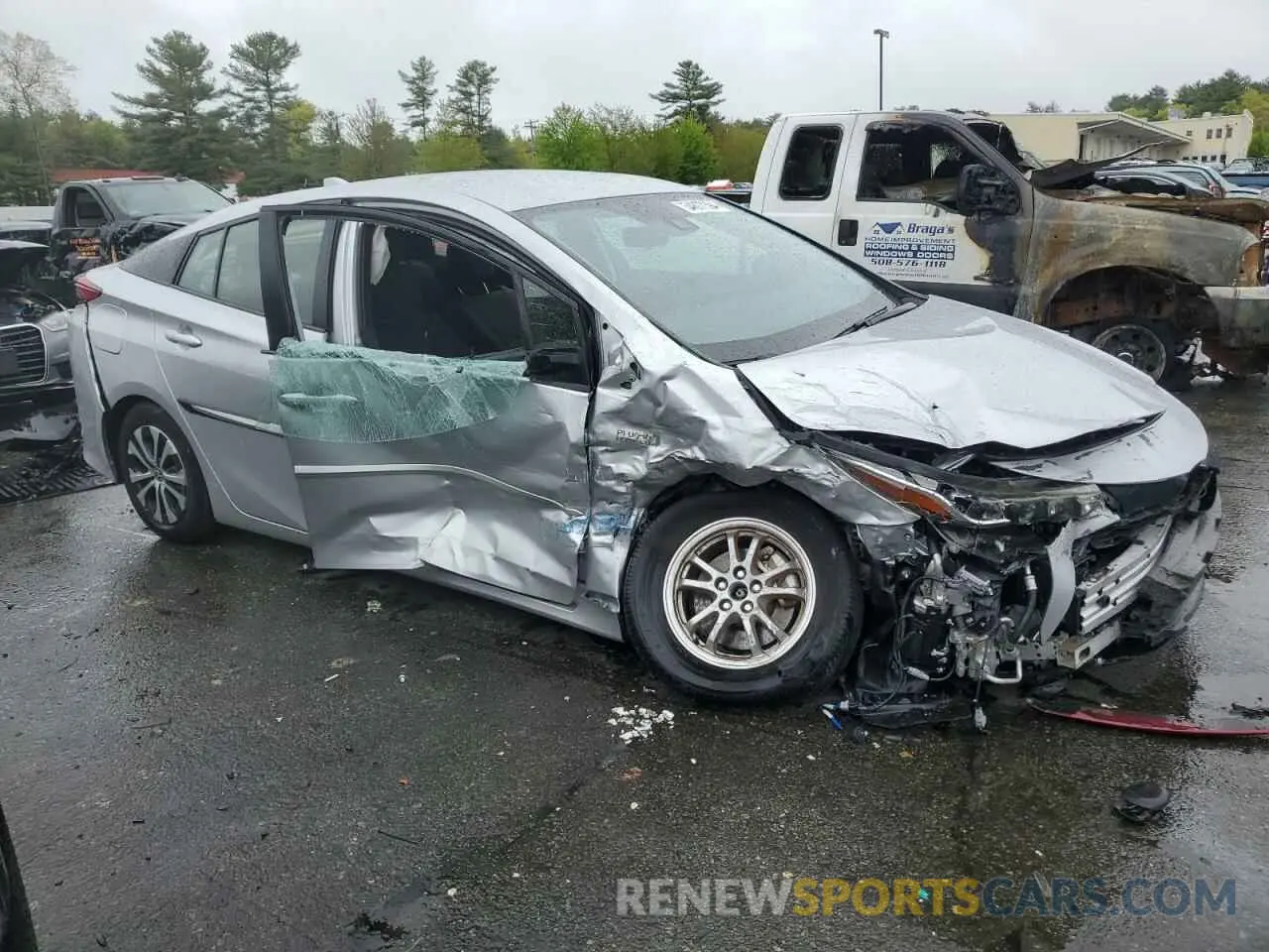 4 Photograph of a damaged car JTDKAMFP5N3202047 TOYOTA PRIUS 2022