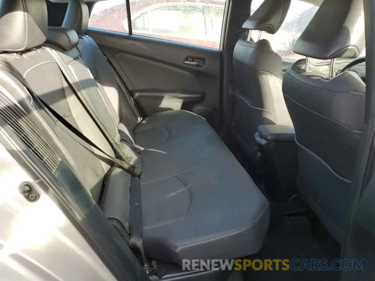 10 Photograph of a damaged car JTDKAMFP5N3209273 TOYOTA PRIUS 2022