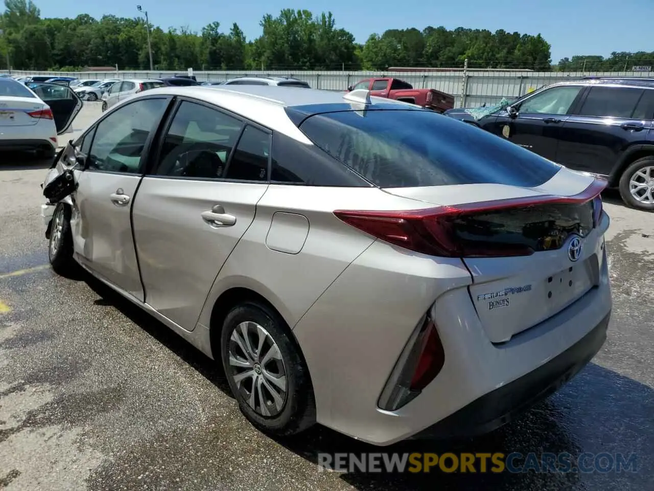 2 Photograph of a damaged car JTDKAMFP6N3206513 TOYOTA PRIUS 2022