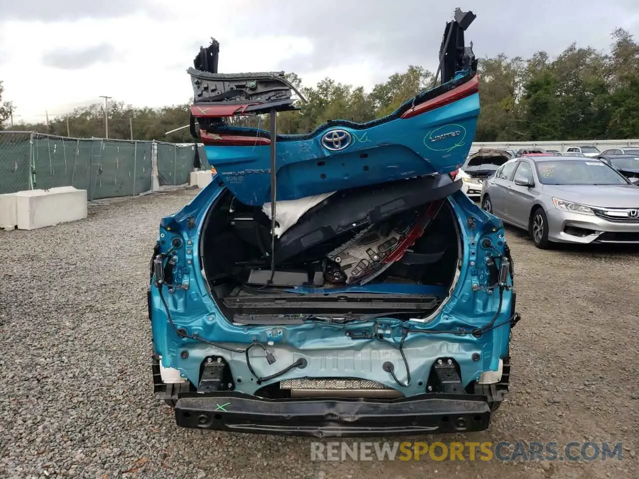 6 Photograph of a damaged car JTDKAMFP6N3207452 TOYOTA PRIUS 2022