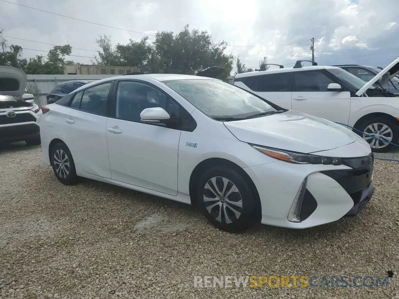 4 Photograph of a damaged car JTDKAMFP7N3208688 TOYOTA PRIUS 2022