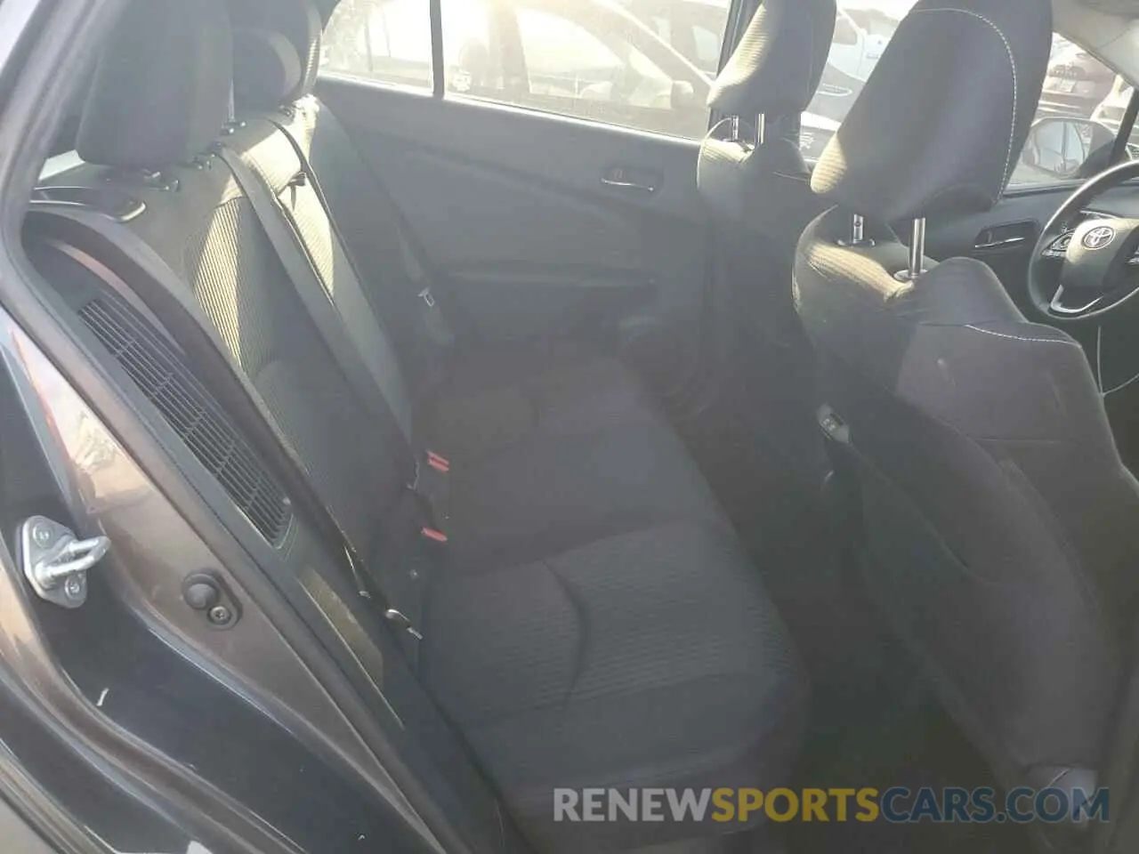 10 Photograph of a damaged car JTDKAMFP8N3212152 TOYOTA PRIUS 2022