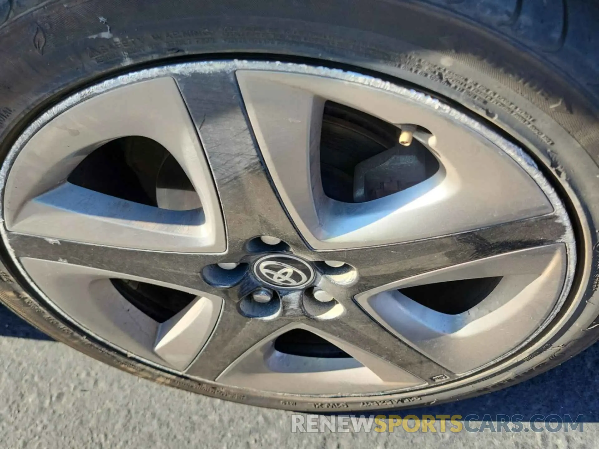 34 Photograph of a damaged car JTDKAMFU0N3159971 TOYOTA PRIUS 2022
