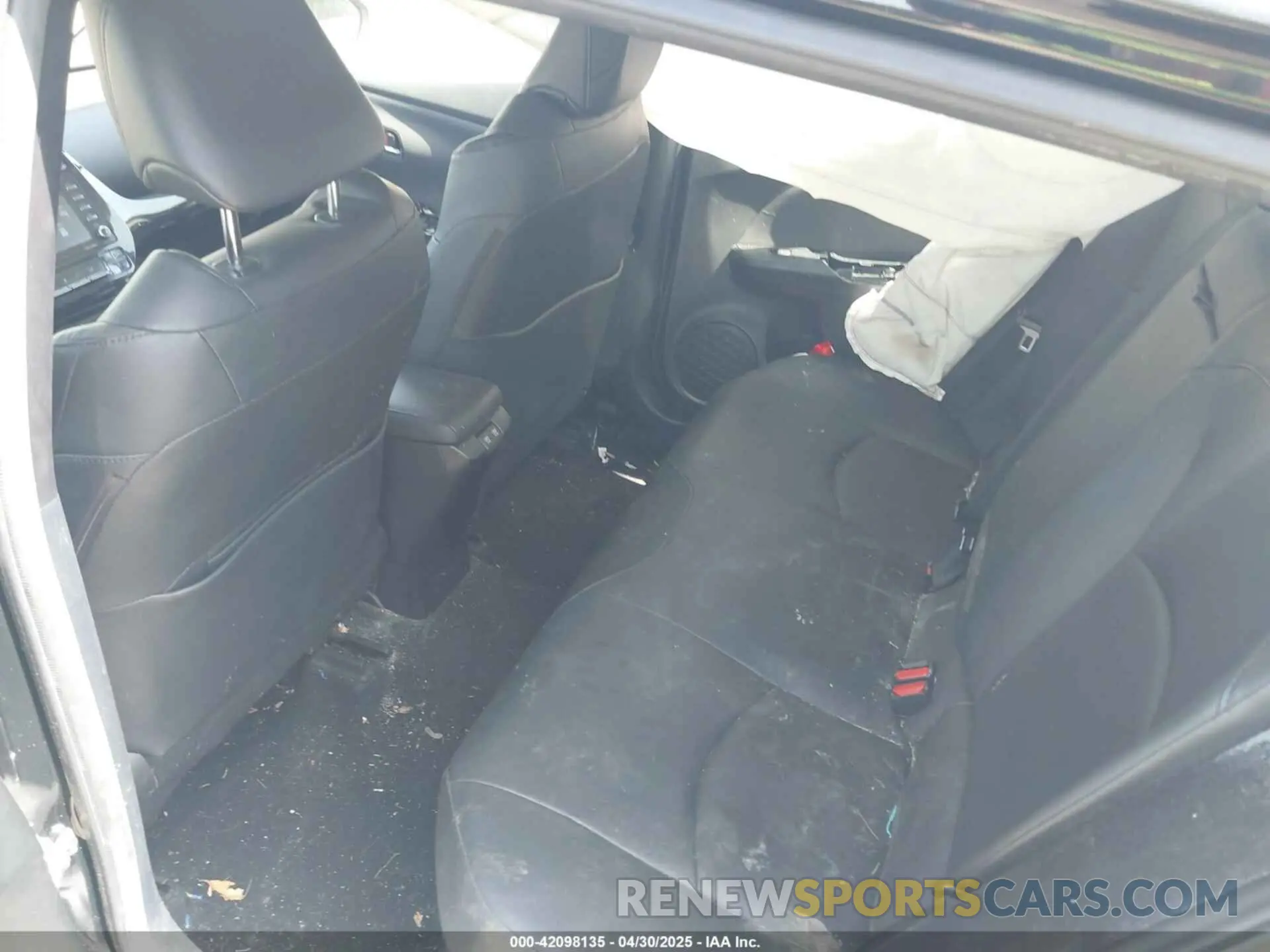 8 Photograph of a damaged car JTDKAMFU0N3175619 TOYOTA PRIUS 2022