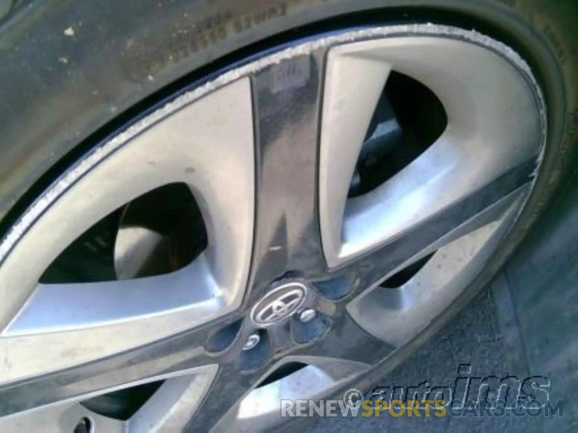 12 Photograph of a damaged car JTDKAMFU0N3180240 TOYOTA PRIUS 2022