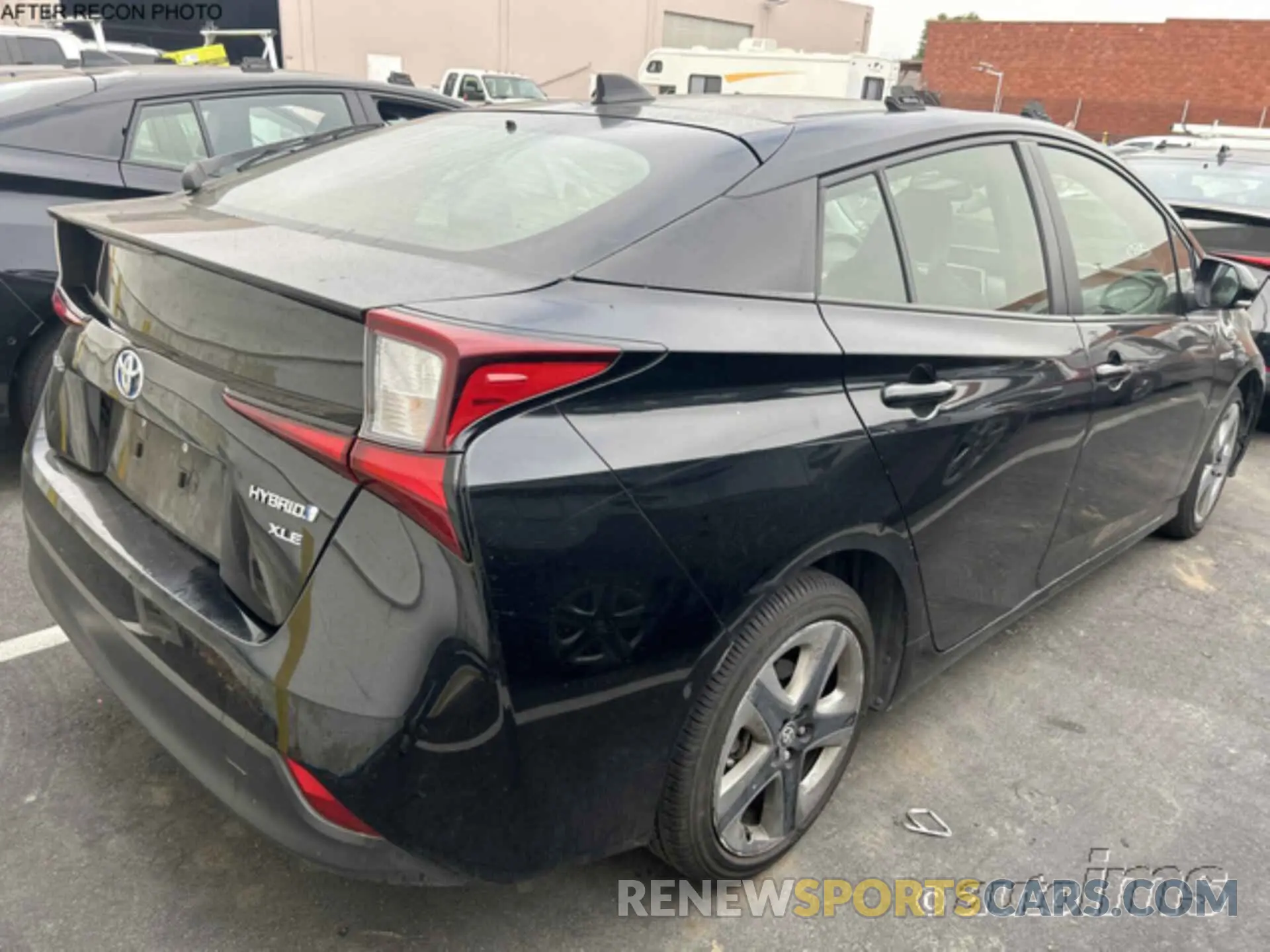 13 Photograph of a damaged car JTDKAMFU0N3180402 TOYOTA PRIUS 2022