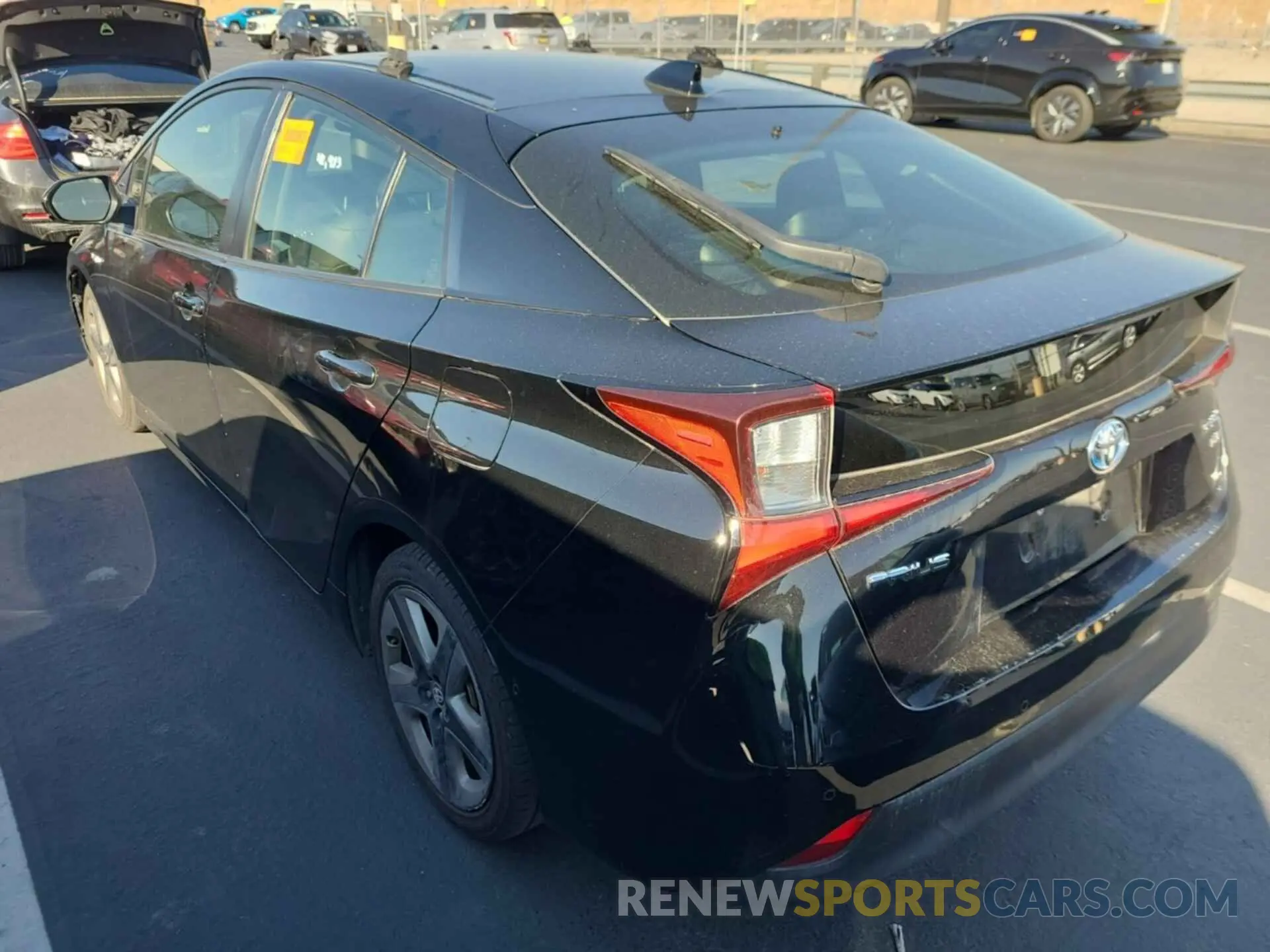 2 Photograph of a damaged car JTDKAMFU1N3159932 TOYOTA PRIUS 2022