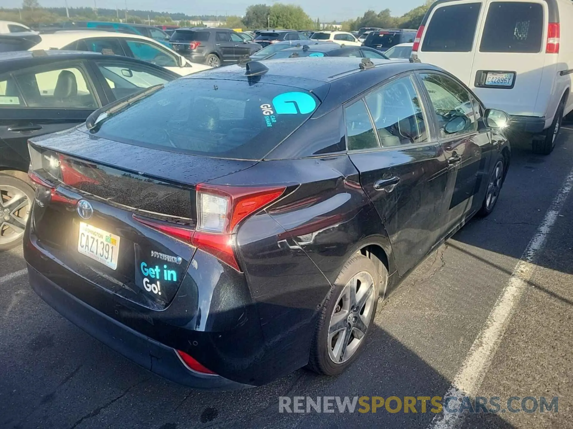 32 Photograph of a damaged car JTDKAMFU1N3160692 TOYOTA PRIUS 2022