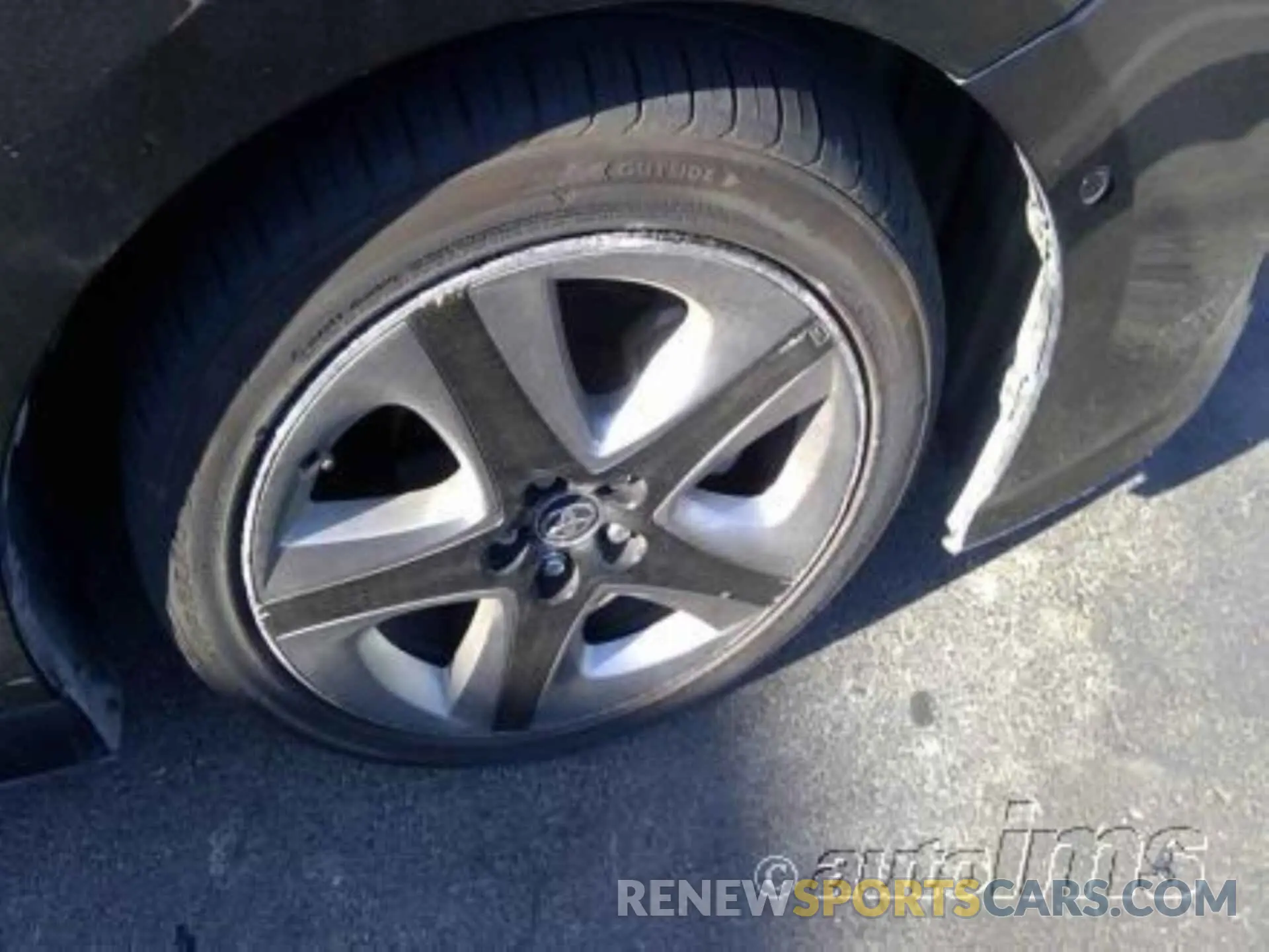 12 Photograph of a damaged car JTDKAMFU1N3178867 TOYOTA PRIUS 2022