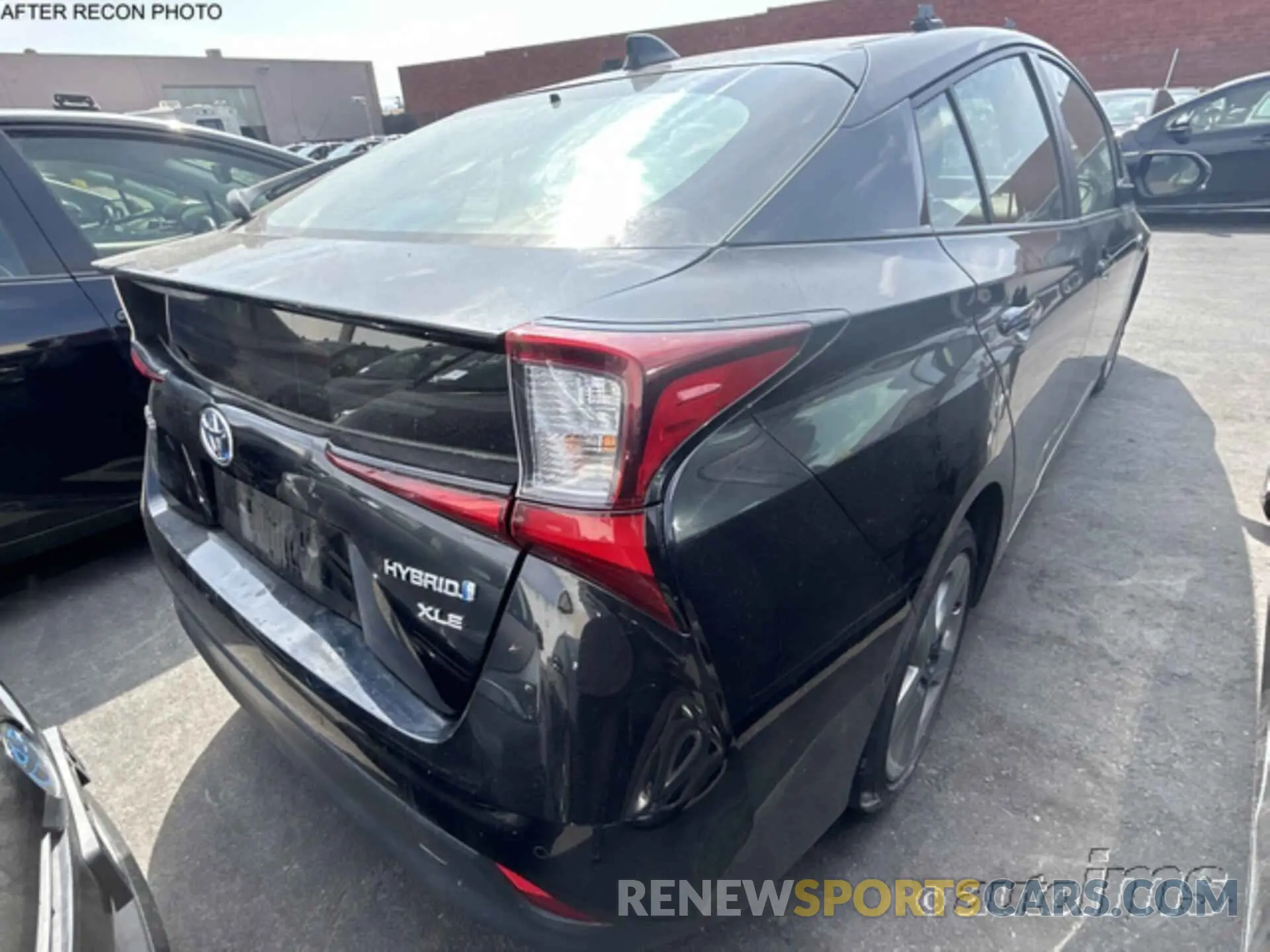 11 Photograph of a damaged car JTDKAMFU1N3180277 TOYOTA PRIUS 2022