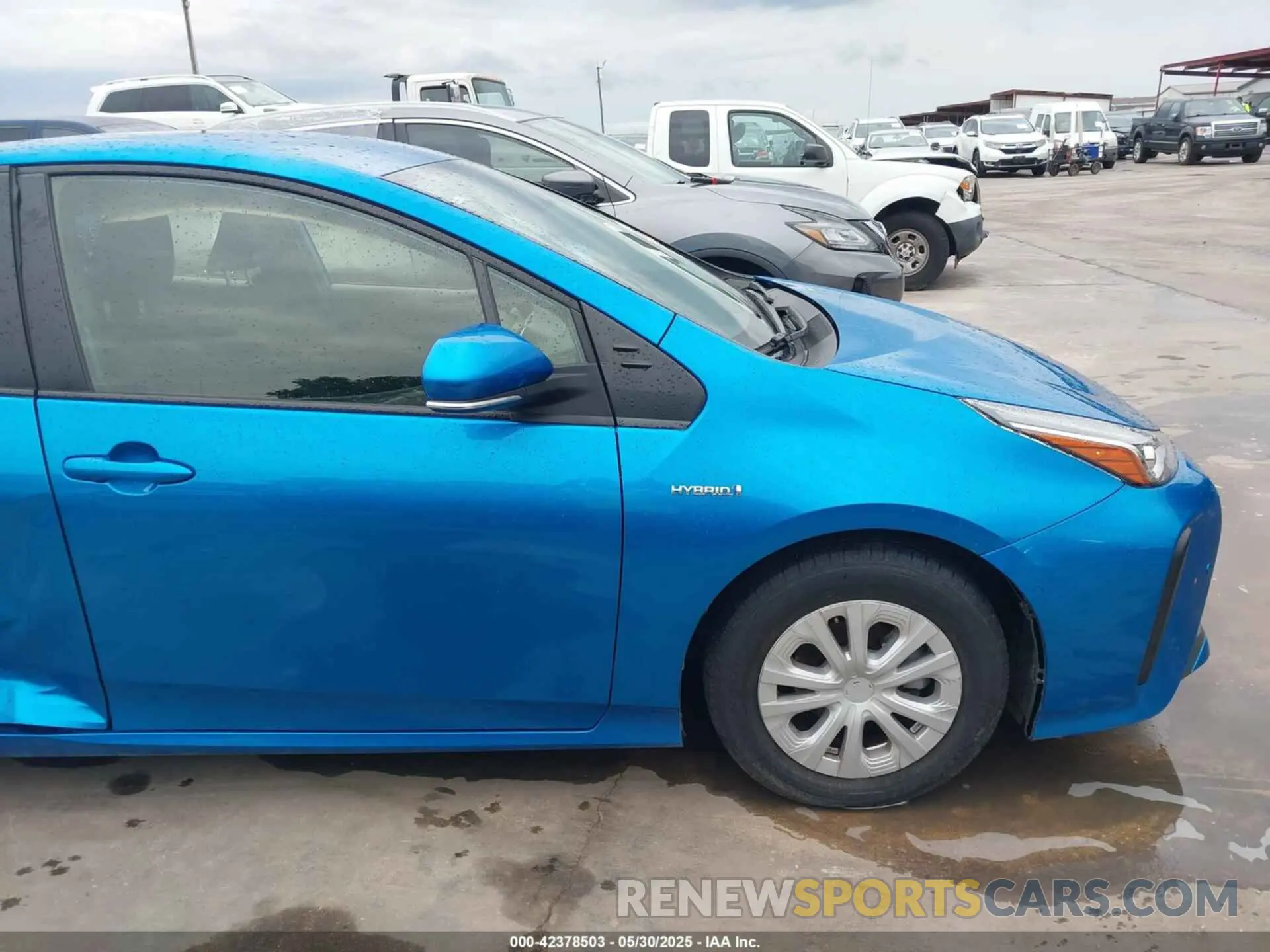 17 Photograph of a damaged car JTDKAMFU1N3181851 TOYOTA PRIUS 2022