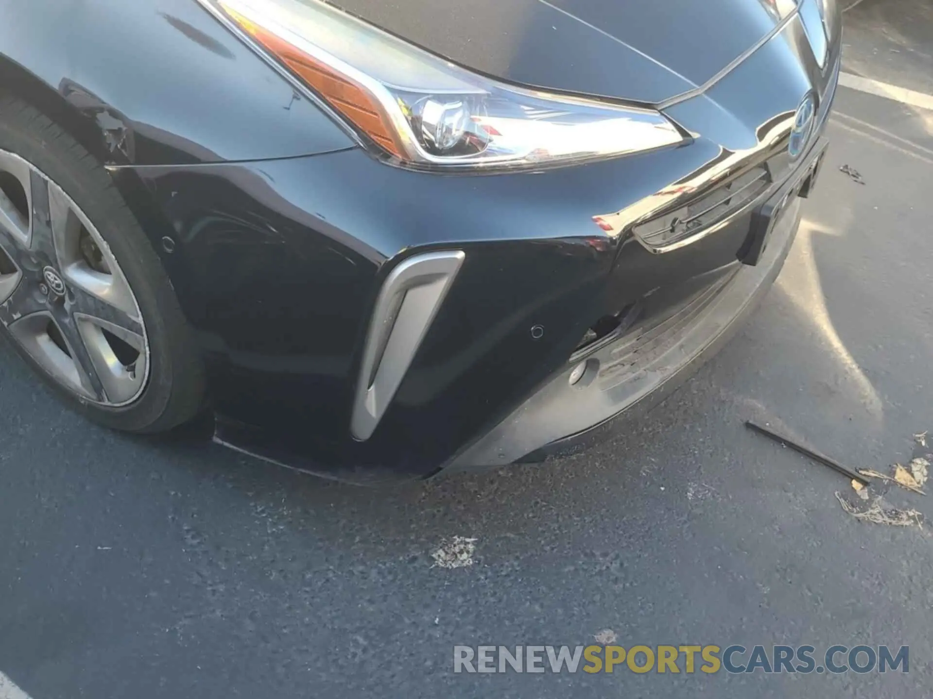 18 Photograph of a damaged car JTDKAMFU2N3160796 TOYOTA PRIUS 2022
