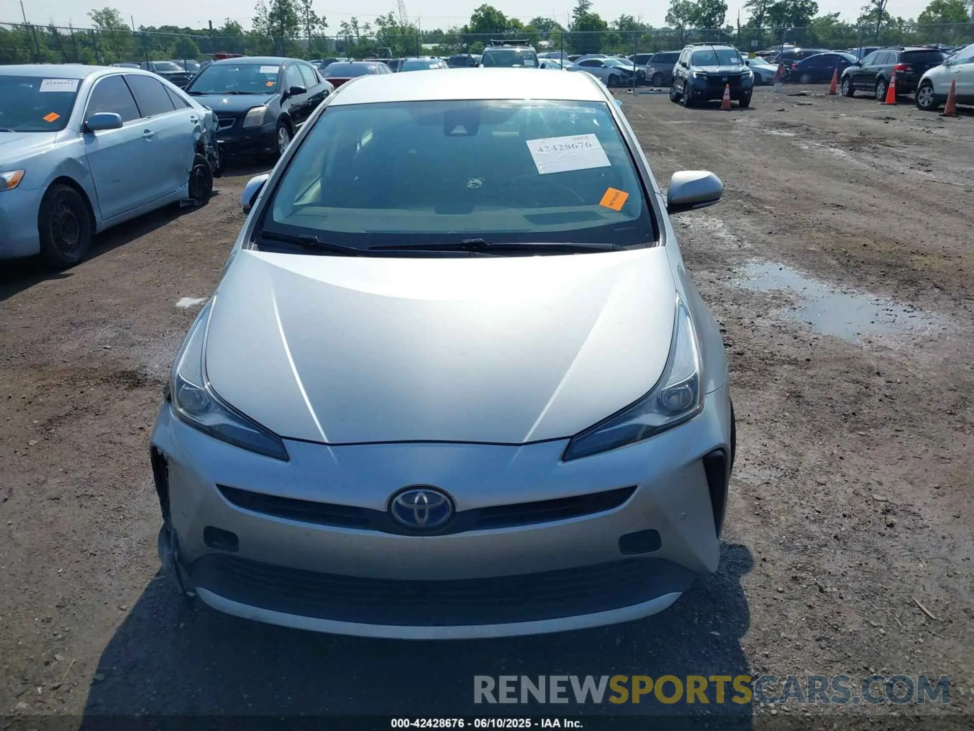 12 Photograph of a damaged car JTDKAMFU2N3165805 TOYOTA PRIUS 2022