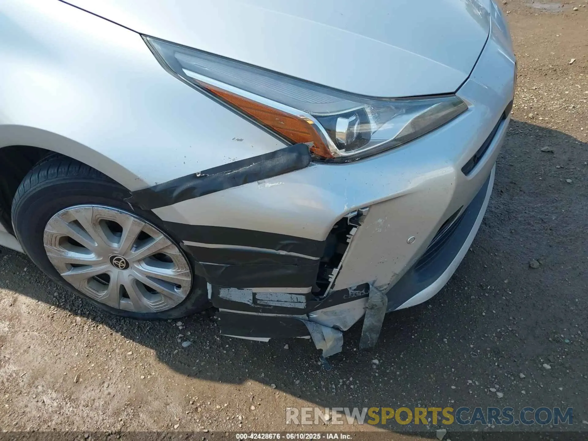 17 Photograph of a damaged car JTDKAMFU2N3165805 TOYOTA PRIUS 2022