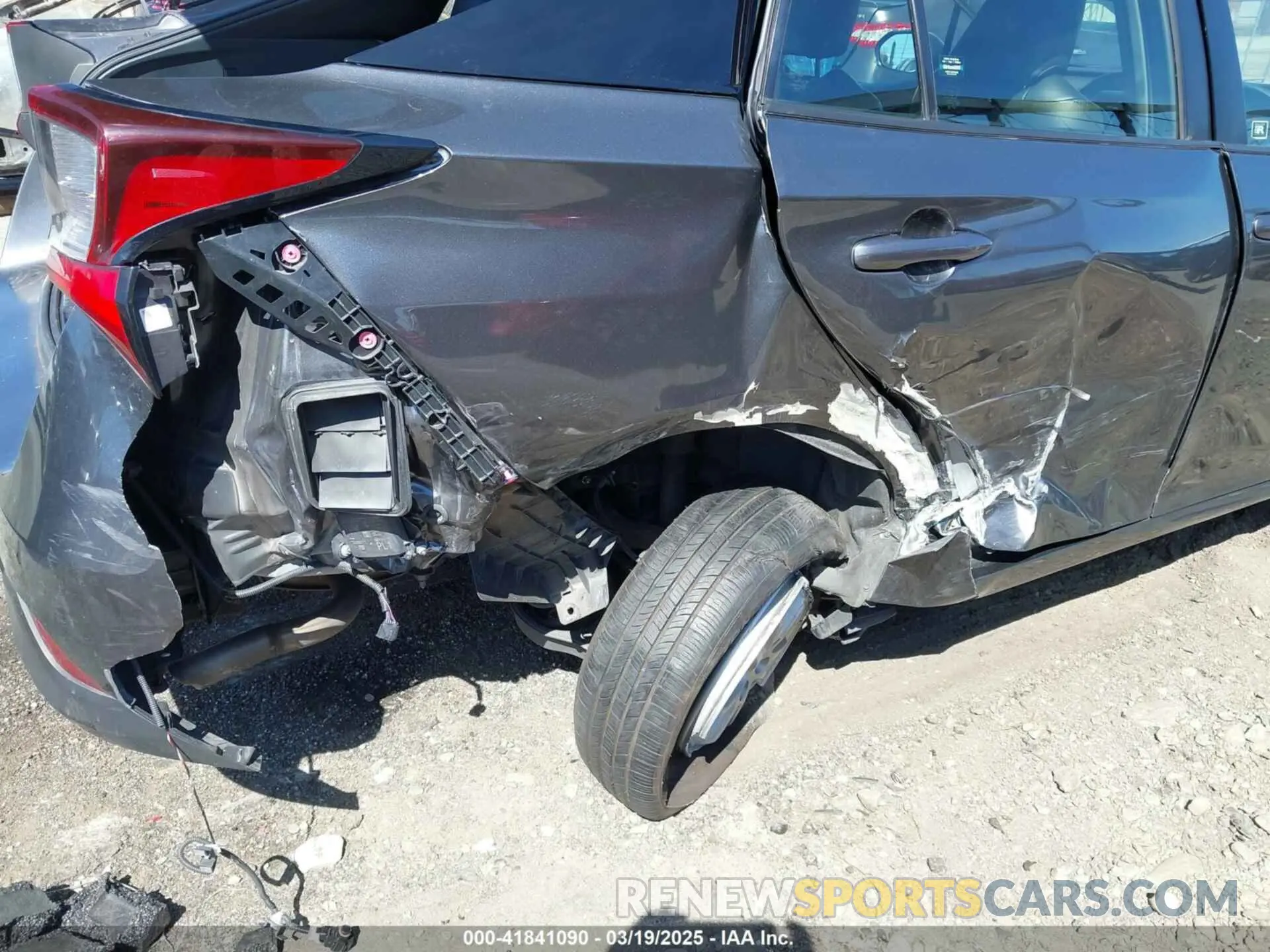 6 Photograph of a damaged car JTDKAMFU2N3172026 TOYOTA PRIUS 2022