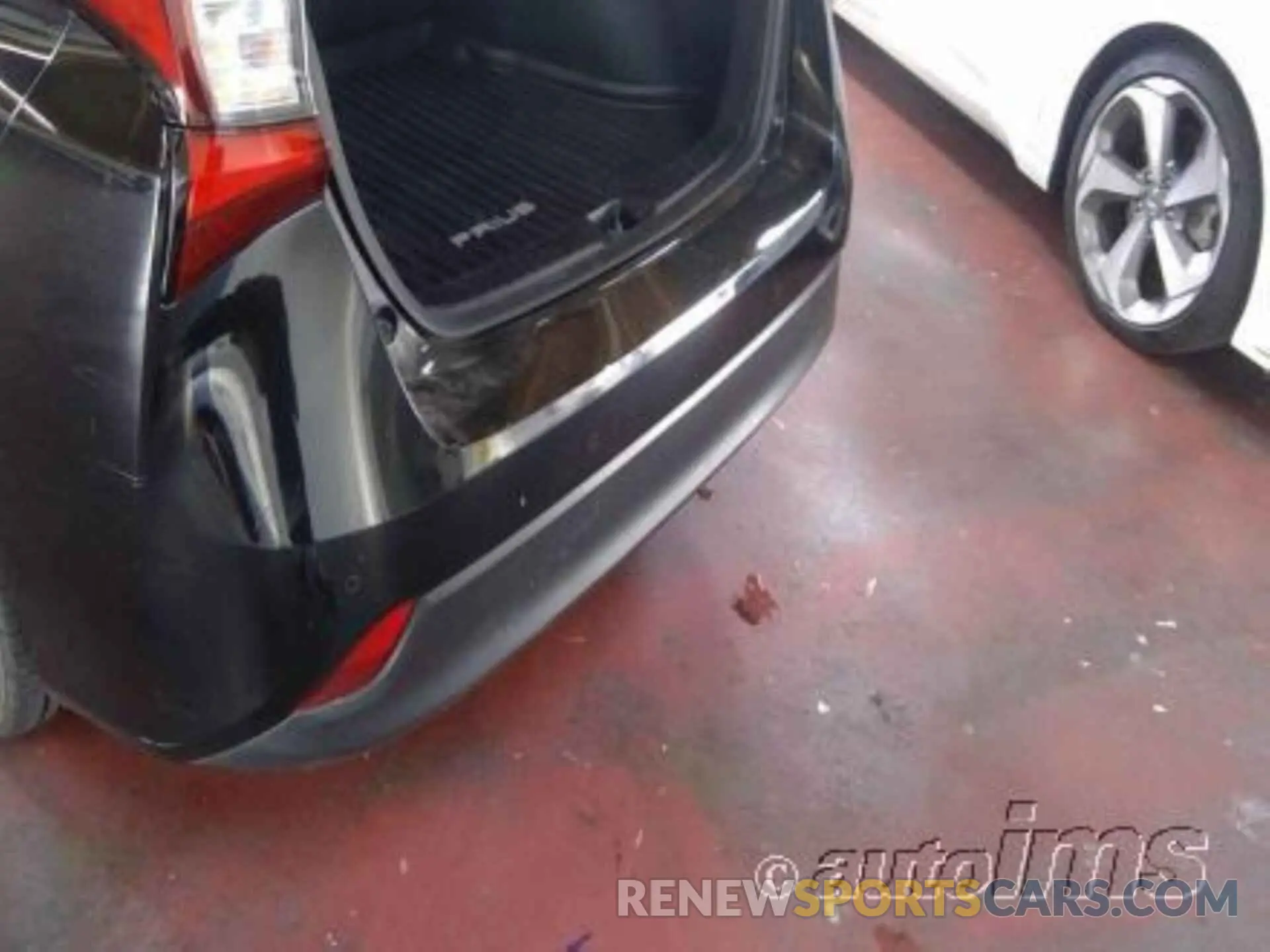4 Photograph of a damaged car JTDKAMFU2N3180644 TOYOTA PRIUS 2022
