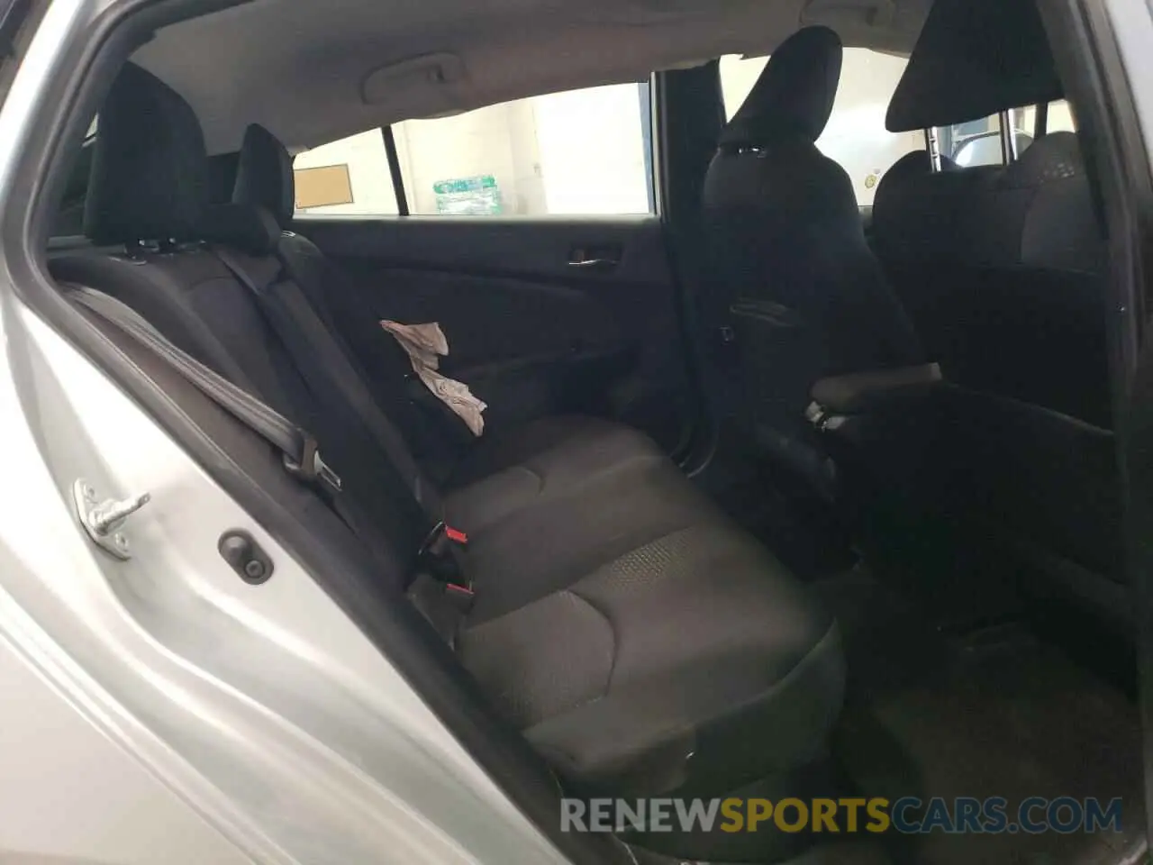 10 Photograph of a damaged car JTDKAMFU2N3183432 TOYOTA PRIUS 2022