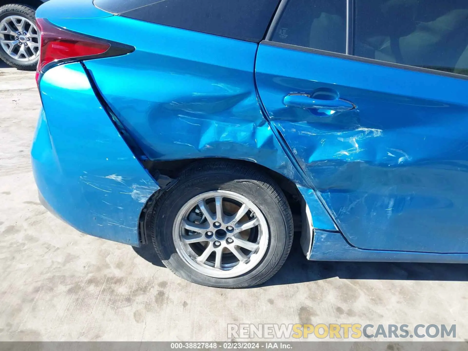 6 Photograph of a damaged car JTDKAMFU2N3188761 TOYOTA PRIUS 2022