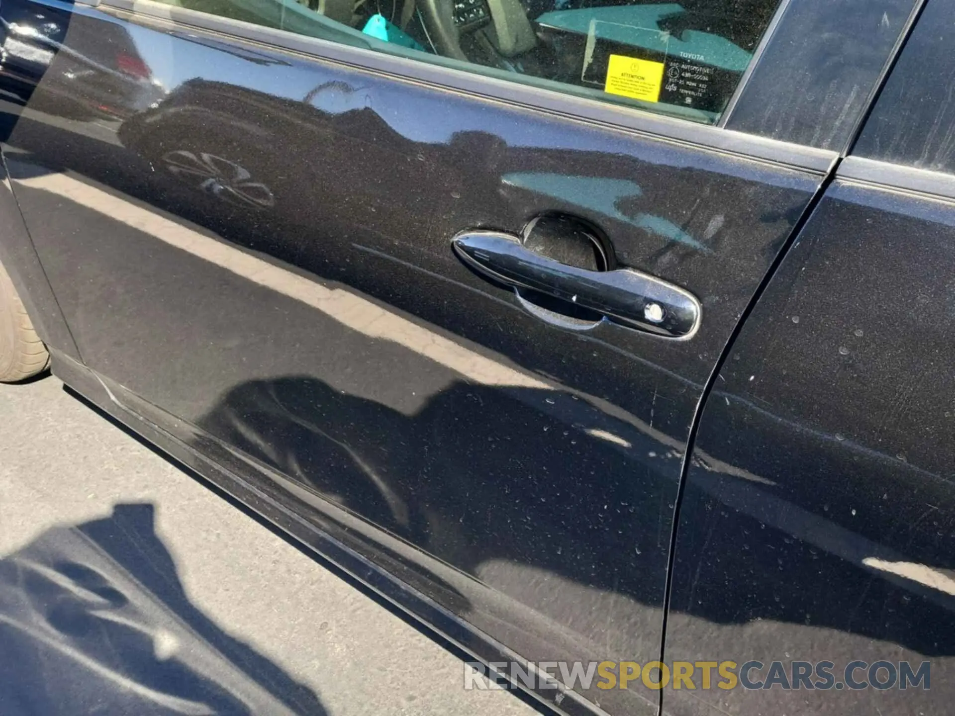 18 Photograph of a damaged car JTDKAMFU3N3159799 TOYOTA PRIUS 2022
