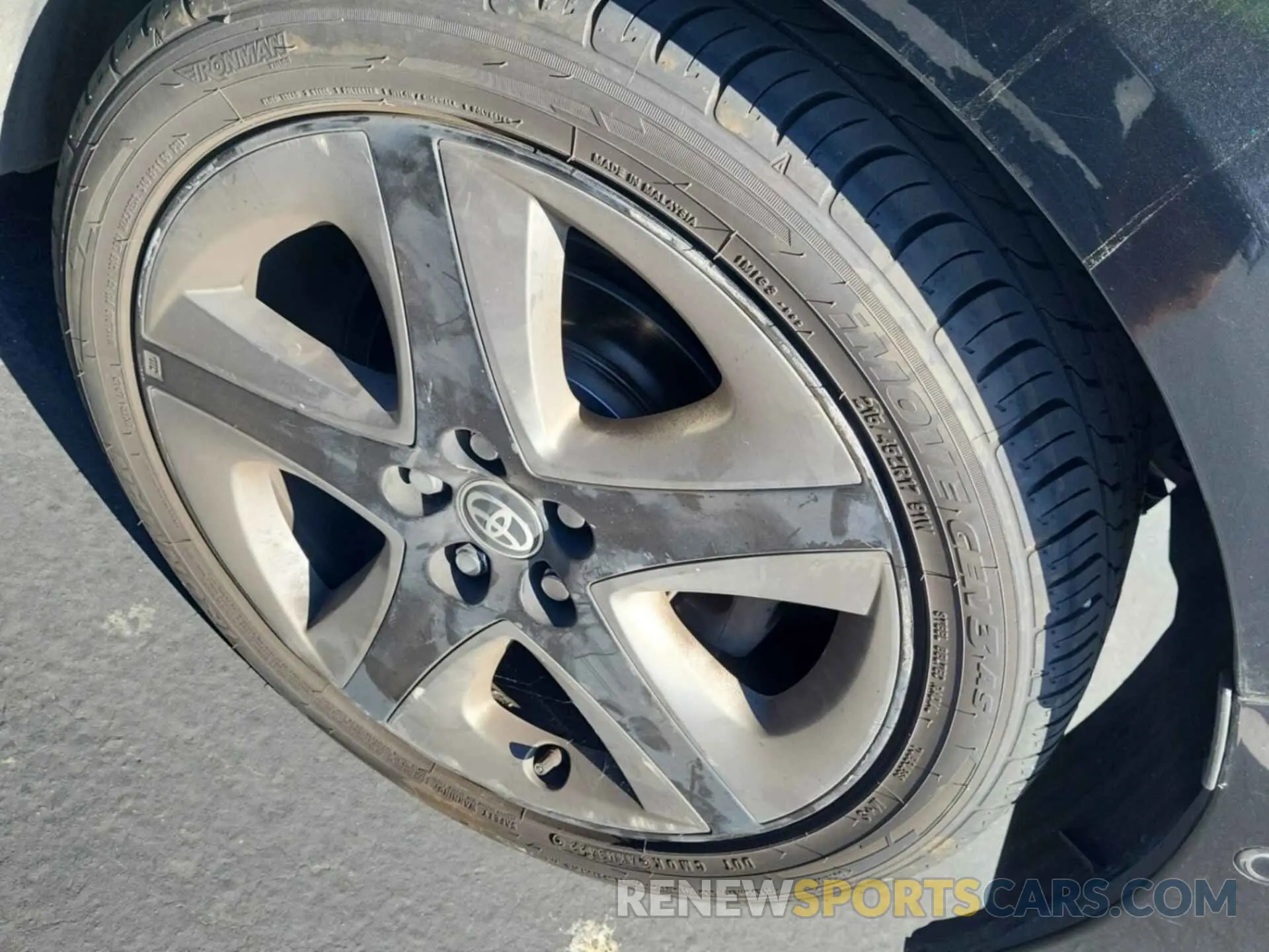 41 Photograph of a damaged car JTDKAMFU3N3159799 TOYOTA PRIUS 2022