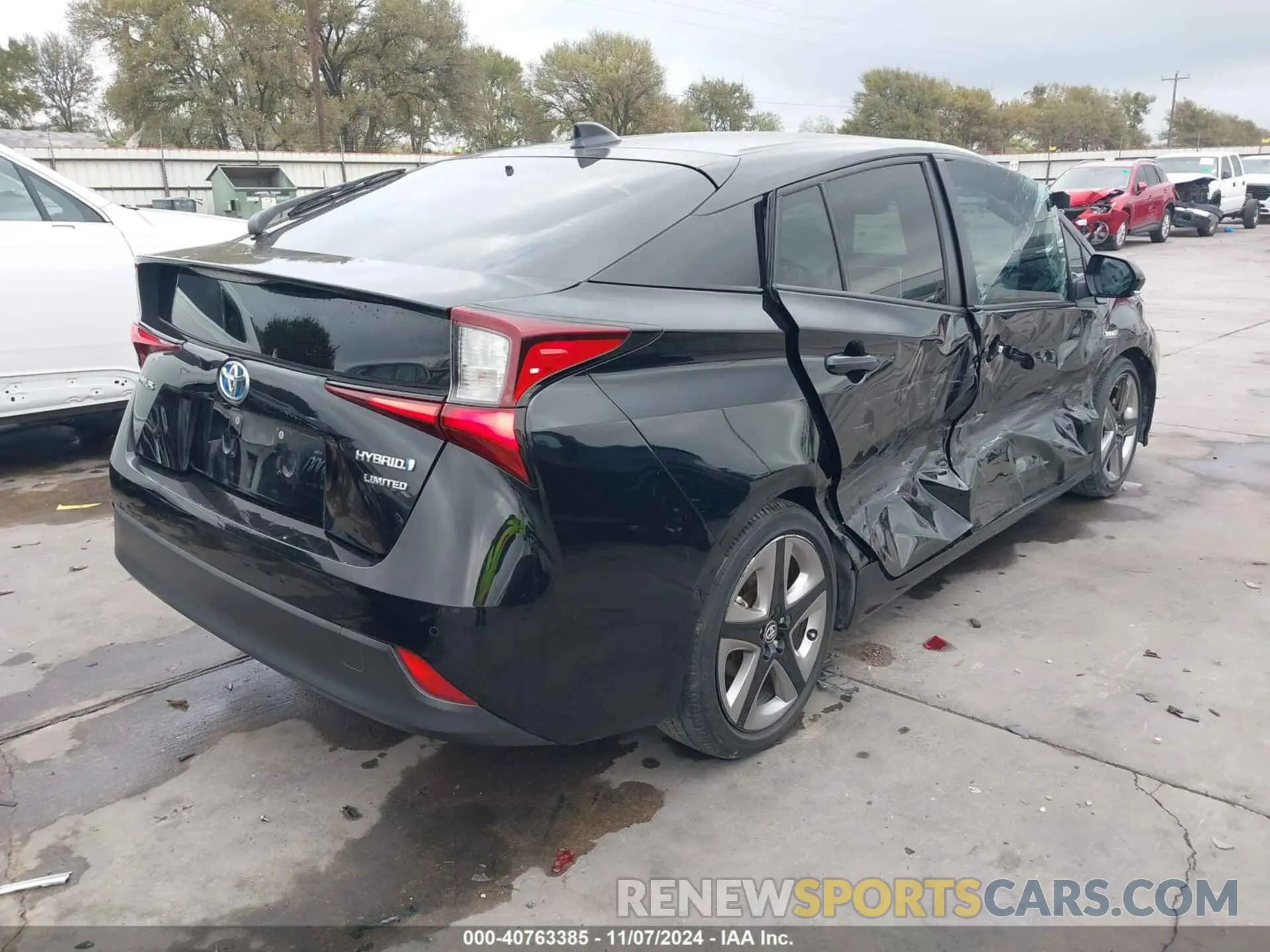 4 Photograph of a damaged car JTDKAMFU3N3163156 TOYOTA PRIUS 2022
