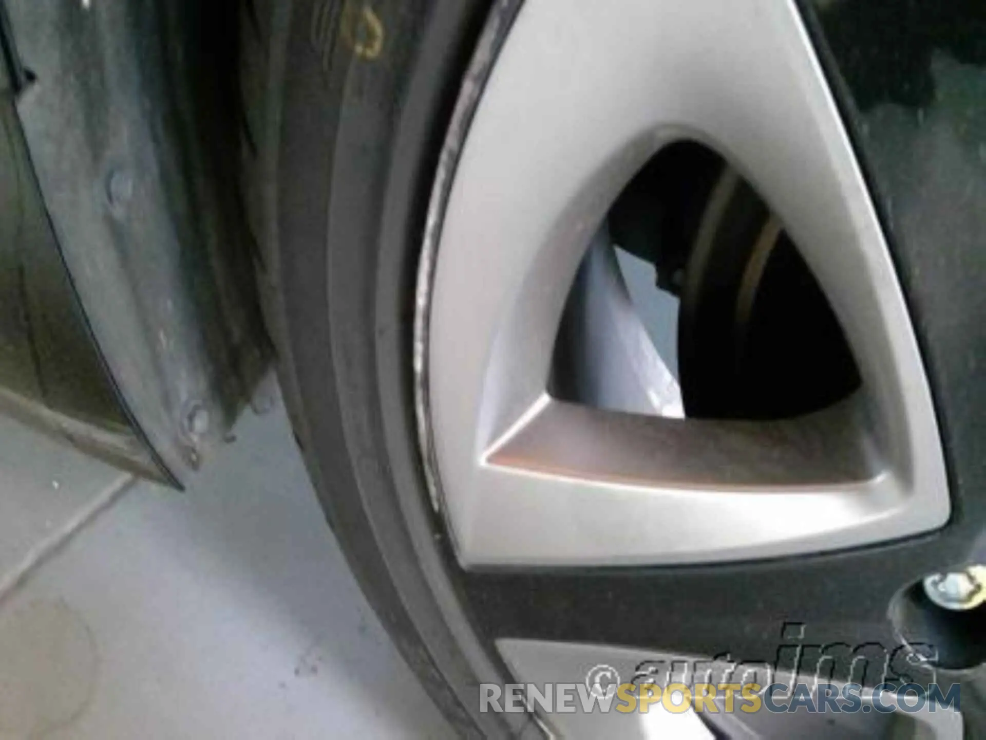 5 Photograph of a damaged car JTDKAMFU3N3180457 TOYOTA PRIUS 2022
