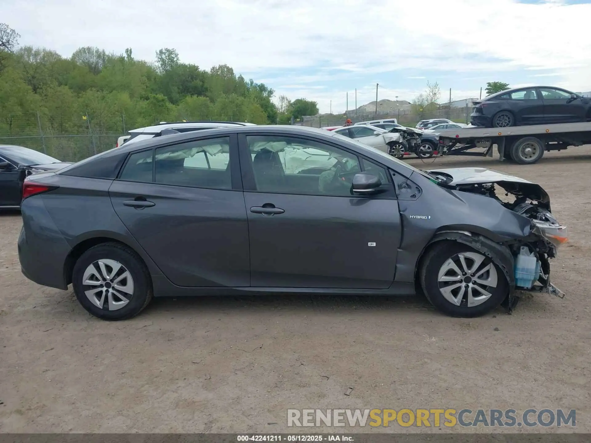 13 Photograph of a damaged car JTDKAMFU4N3175476 TOYOTA PRIUS 2022
