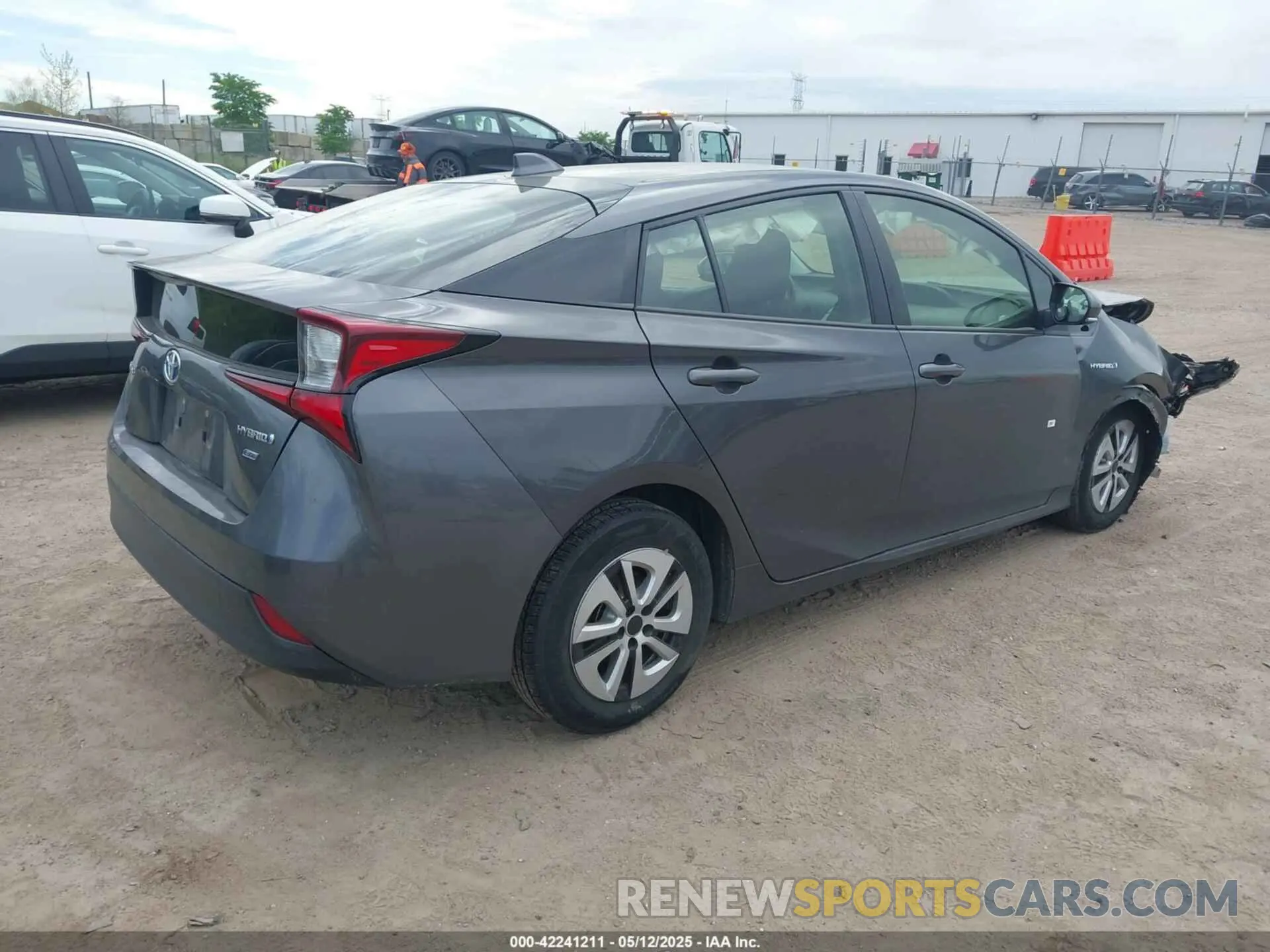 4 Photograph of a damaged car JTDKAMFU4N3175476 TOYOTA PRIUS 2022
