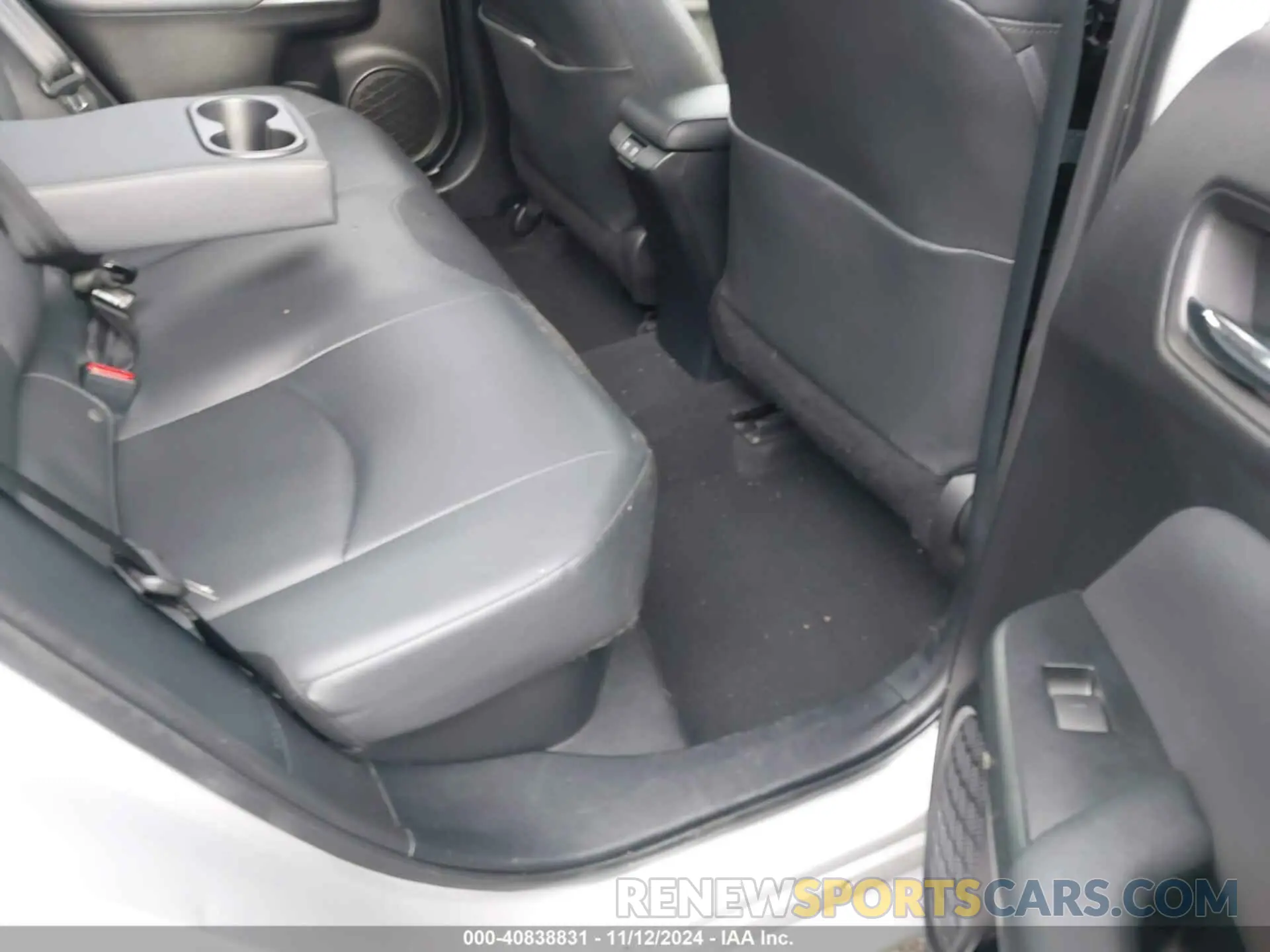 8 Photograph of a damaged car JTDKAMFU5N3154782 TOYOTA PRIUS 2022