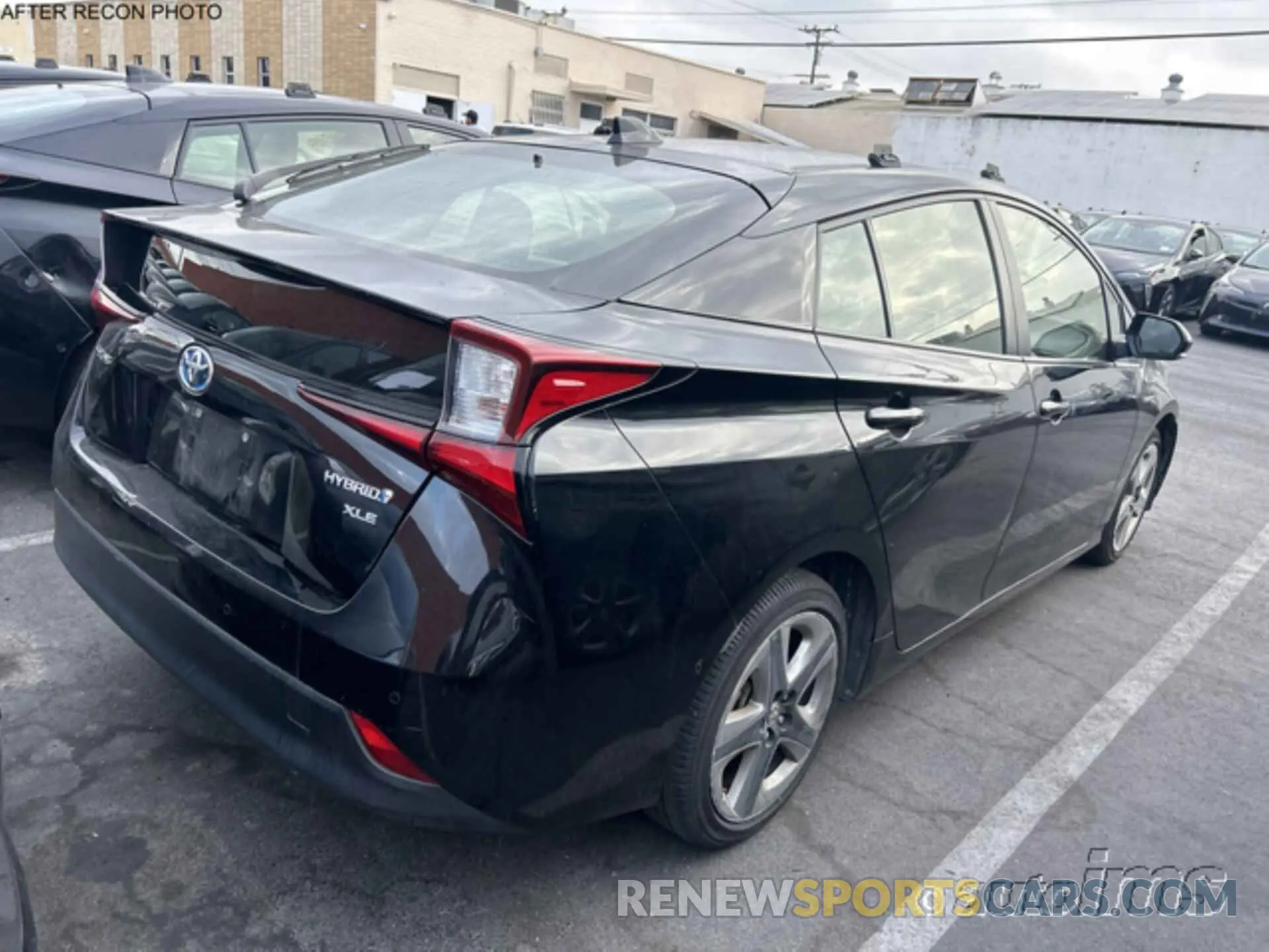 19 Photograph of a damaged car JTDKAMFU5N3180671 TOYOTA PRIUS 2022