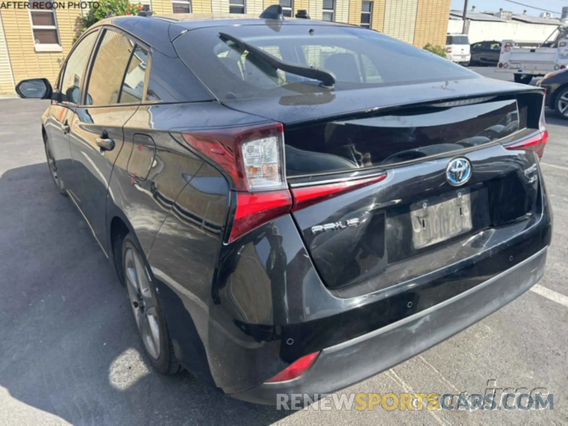 12 Photograph of a damaged car JTDKAMFU5N3180721 TOYOTA PRIUS 2022