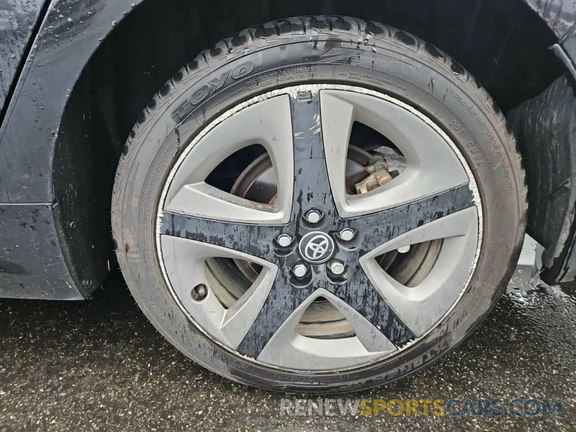 28 Photograph of a damaged car JTDKAMFU6N3160820 TOYOTA PRIUS 2022