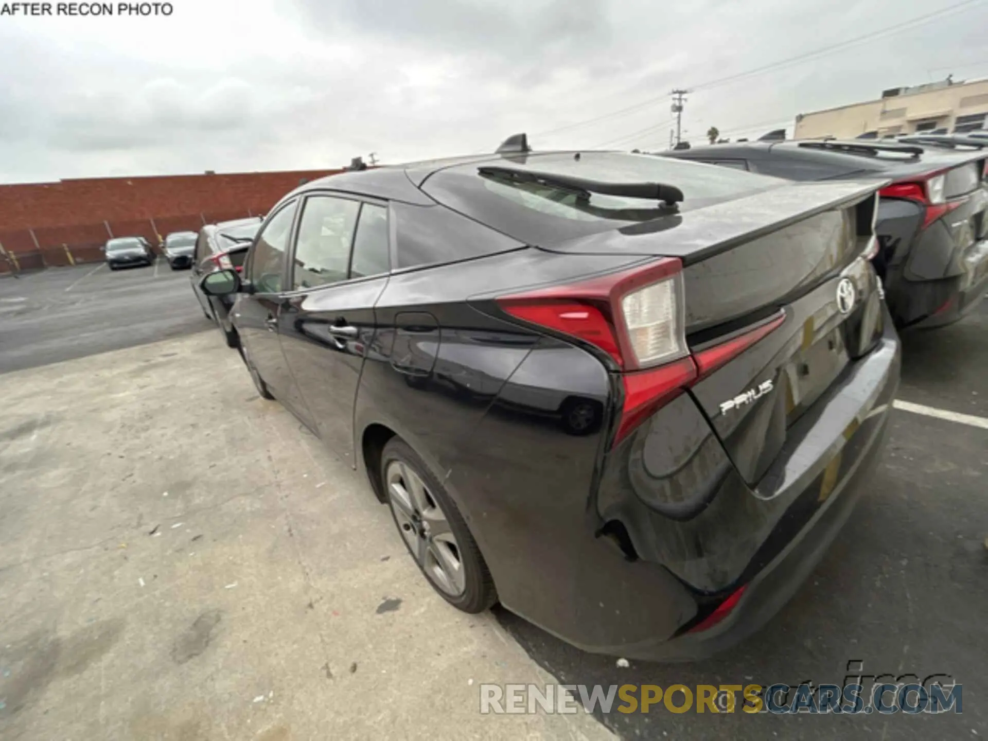 11 Photograph of a damaged car JTDKAMFU6N3178704 TOYOTA PRIUS 2022