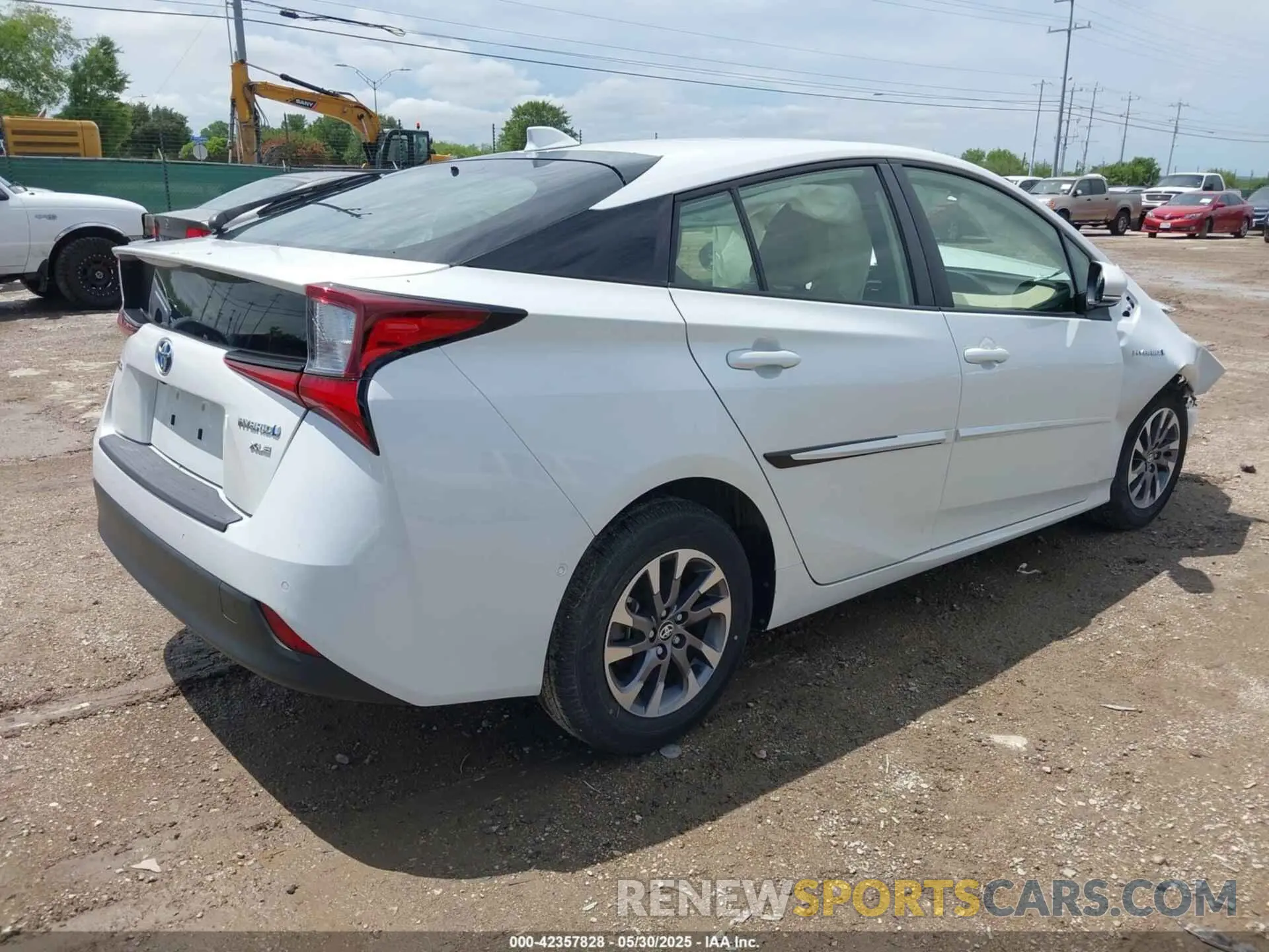 4 Photograph of a damaged car JTDKAMFU7N3165301 TOYOTA PRIUS 2022